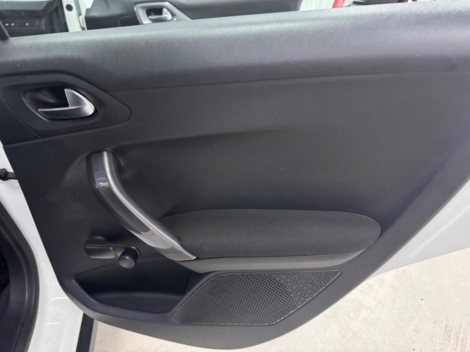 Used Peugeot 2008 2017 for sale - 77774808: Photo 22