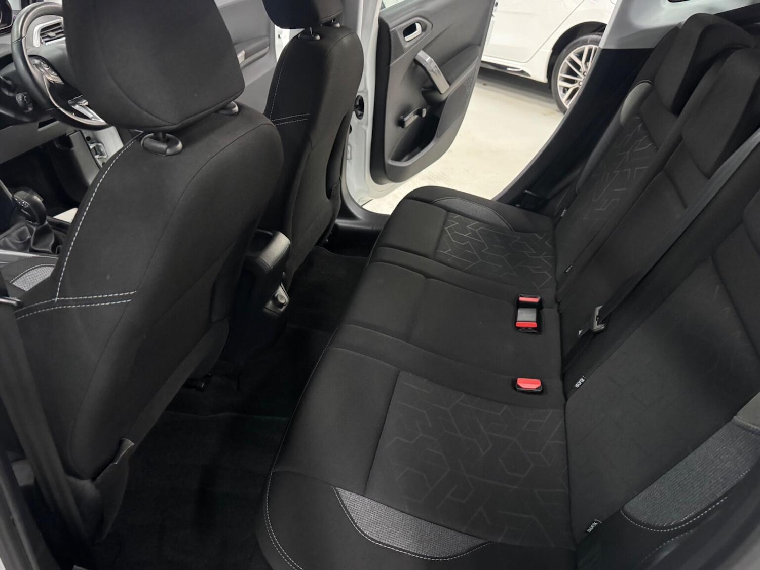 Used Peugeot 2008 2017 for sale - 77774808: Photo 23