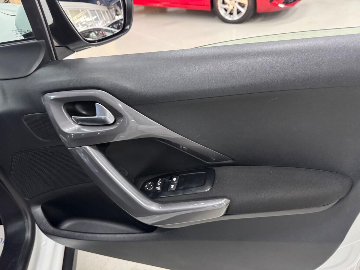 Used Peugeot 2008 2017 for sale - 77774808: Photo 26