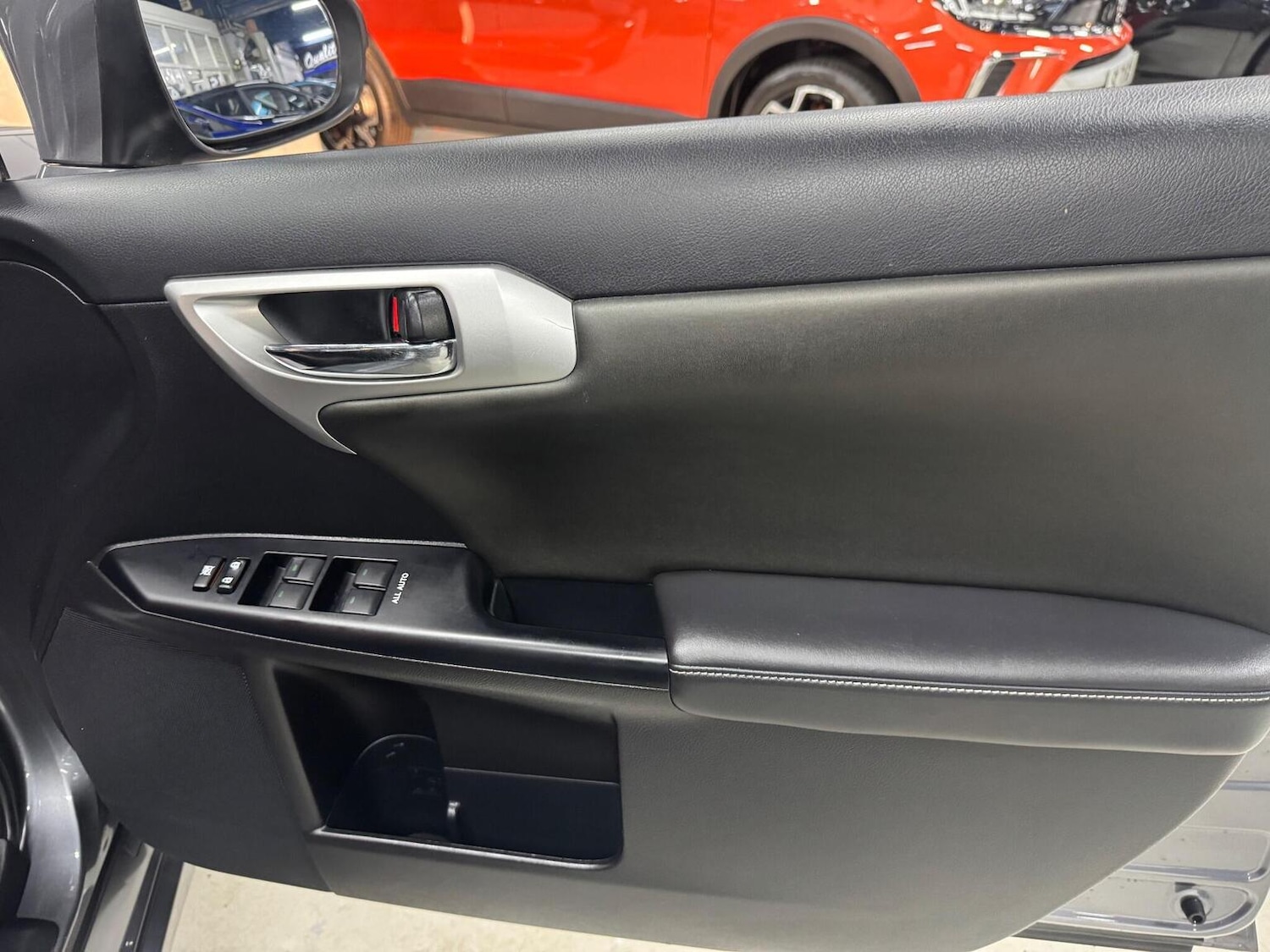 Used Lexus CT 2013 for sale - 77118647: Photo 22