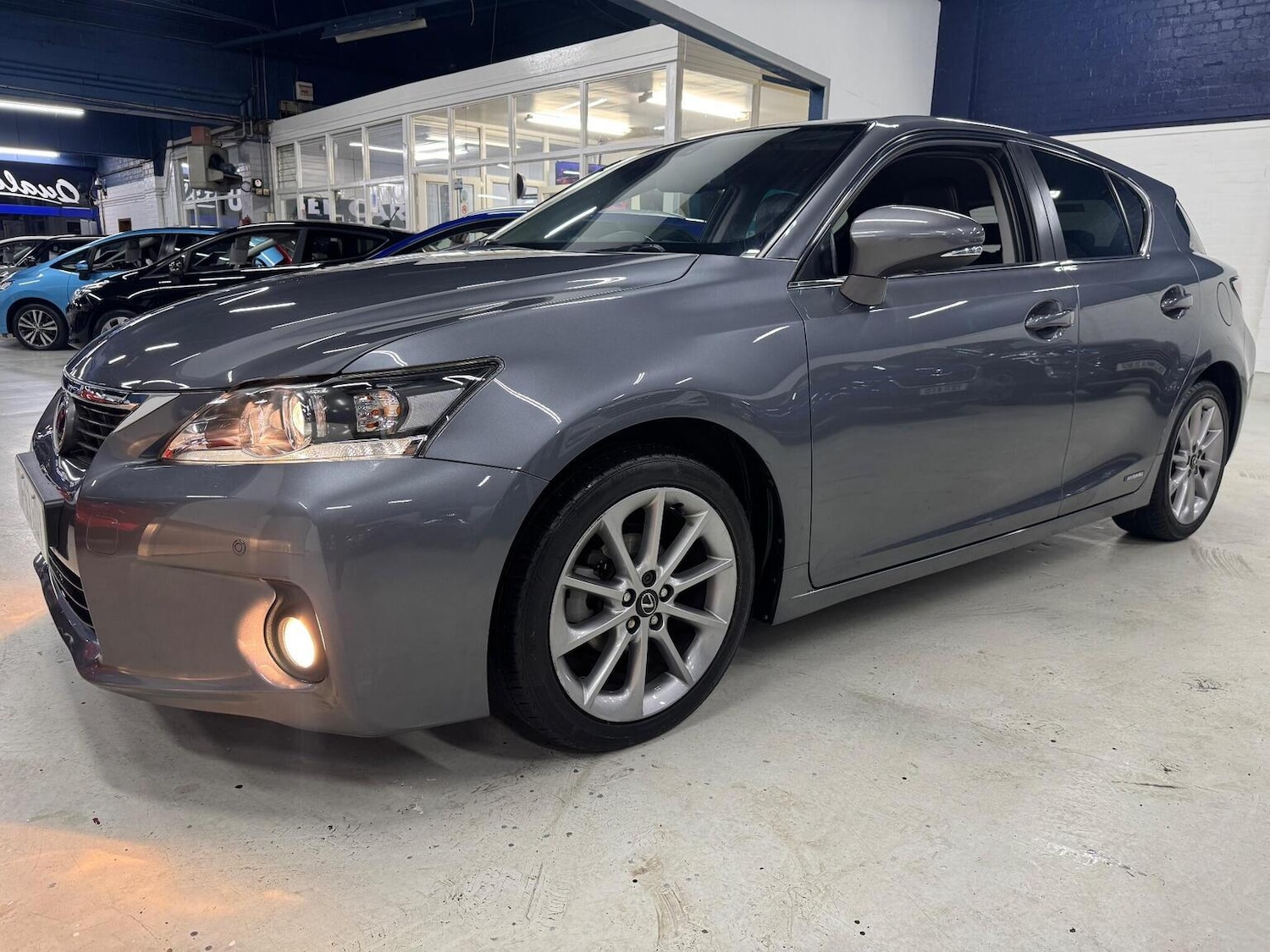 Used Lexus CT 2013 for sale - 77118647: Photo 4