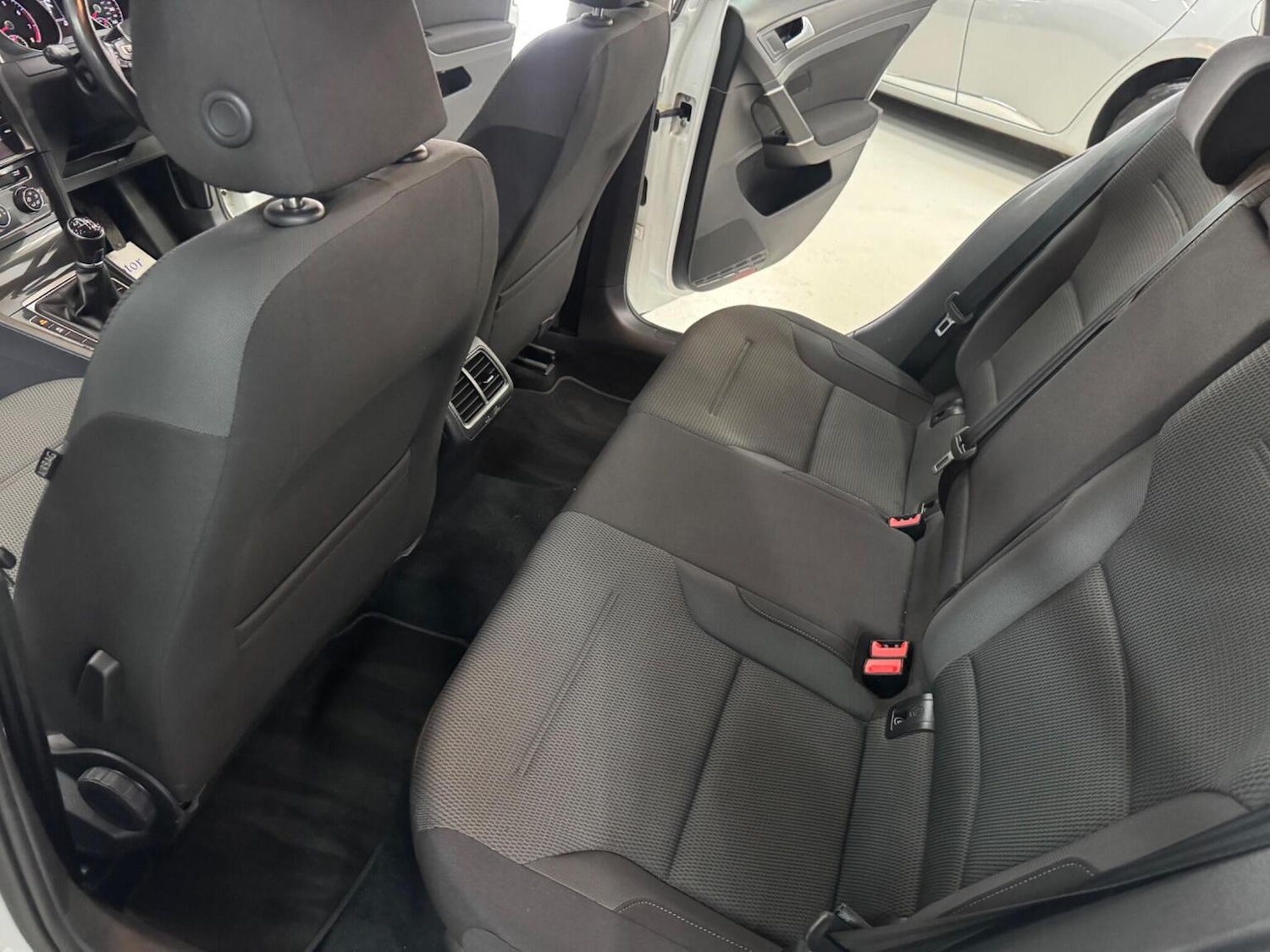 Used Volkswagen Golf 2017 for sale - 78201936: Photo 19