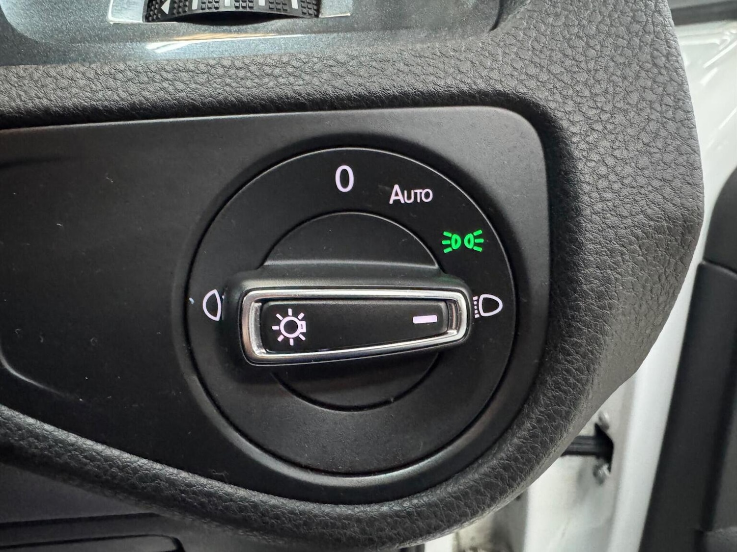 Used Volkswagen Golf 2017 for sale - 78201936: Photo 21