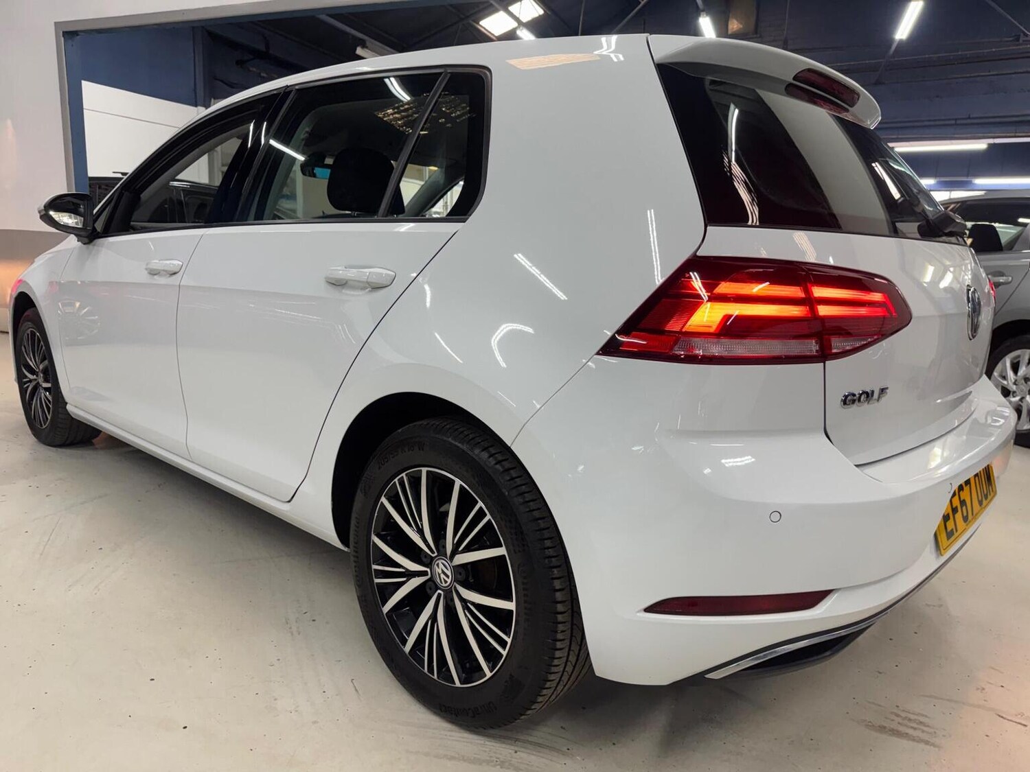 Used Volkswagen Golf 2017 for sale - 78201936: Photo 7