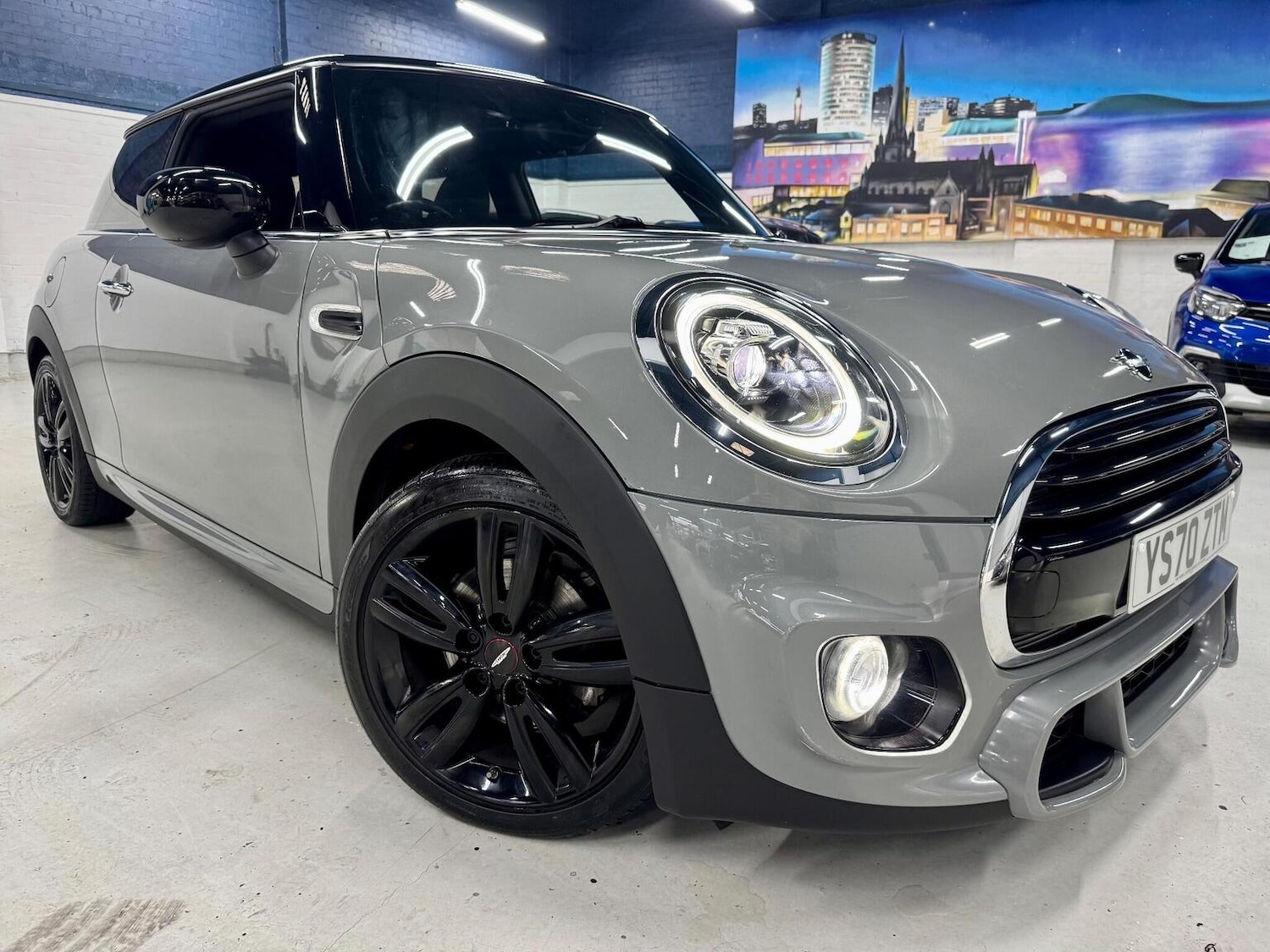 Used MINI Hatch 2020 for sale - 76527364: Photo 1