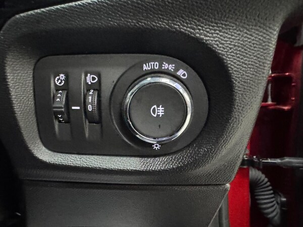 Used Vauxhall Corsa 2020 for sale - 76305553: Photo 25