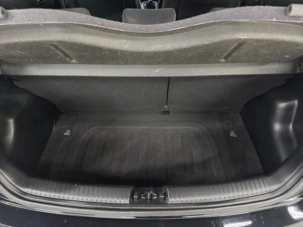 Used Hyundai i10 2014 for sale - 76305632: Photo 11