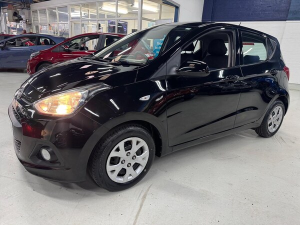 Used Hyundai i10 2014 for sale - 76305632: Photo 6