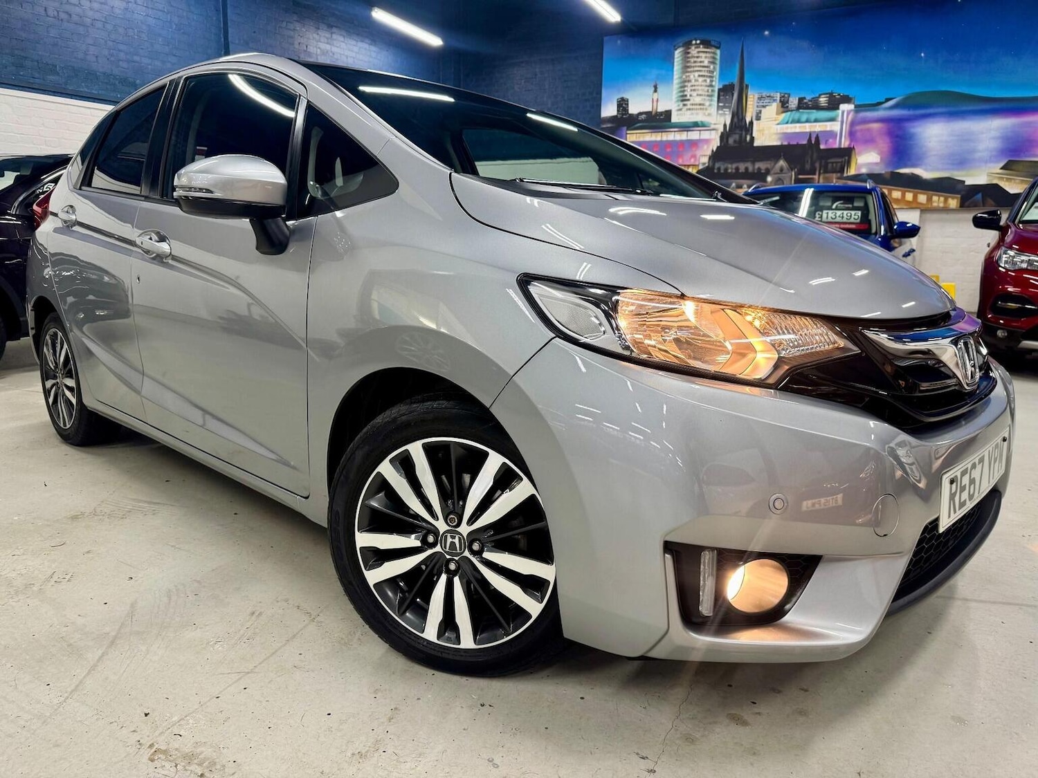 Used Honda Jazz 2017 for sale - 76863834: Photo 1