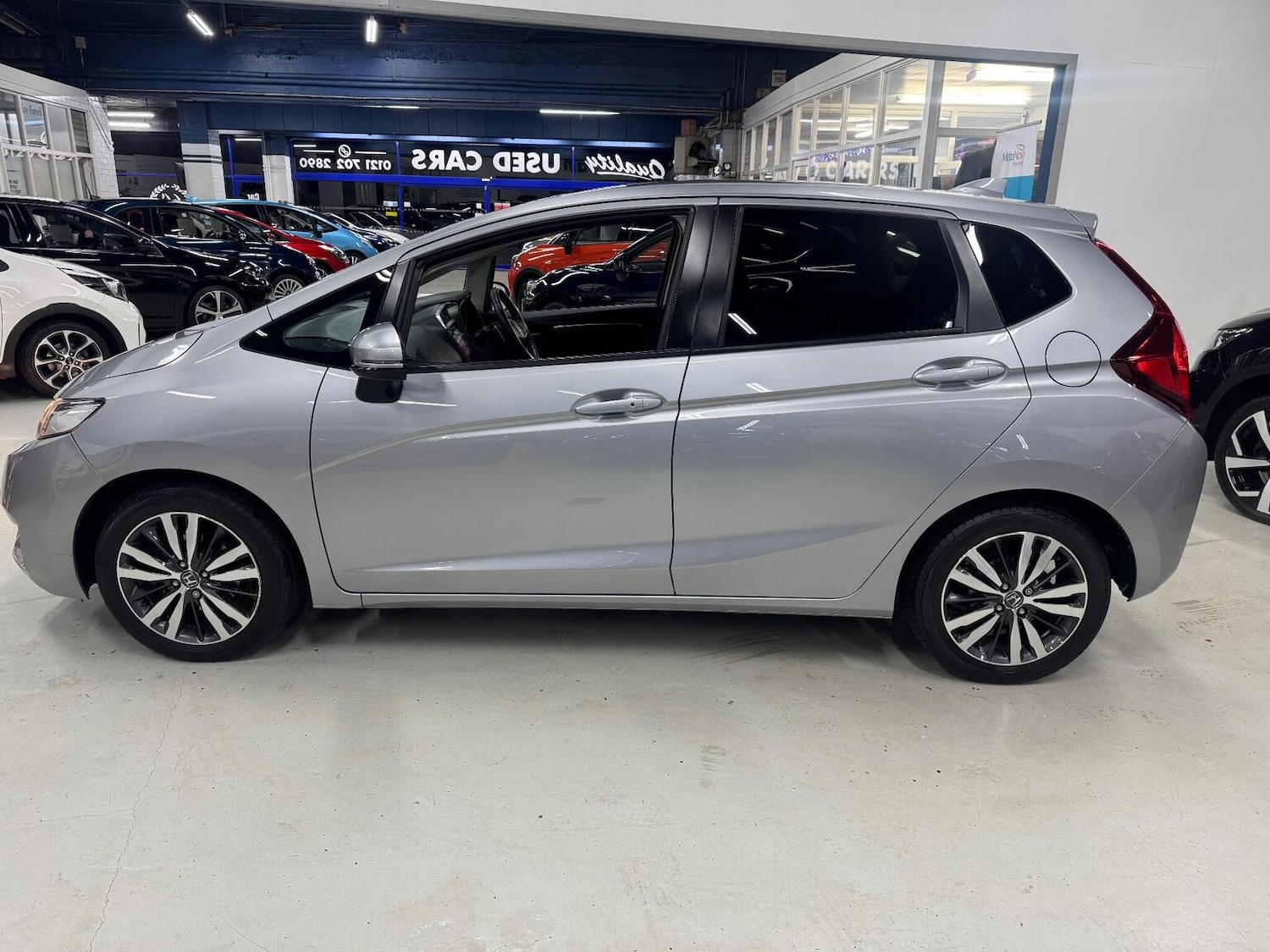Used Honda Jazz 2017 for sale - 76863834: Photo 11