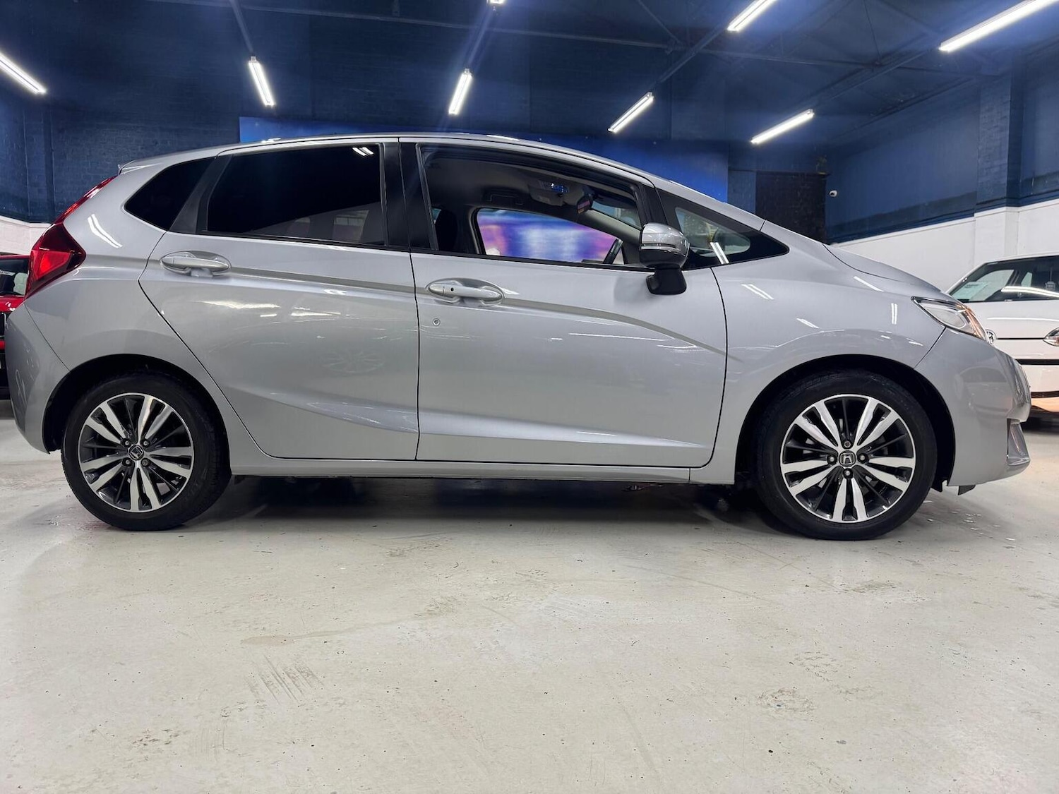 Used Honda Jazz 2017 for sale - 76863834: Photo 15