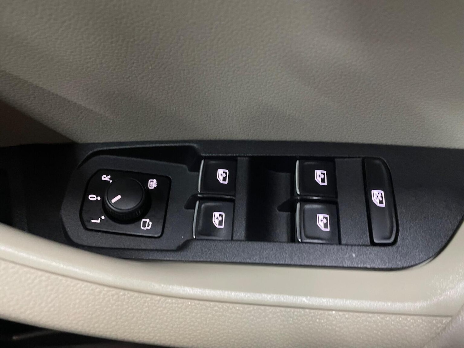 Used Skoda Karoq 2019 for sale - 78057001: Photo 36