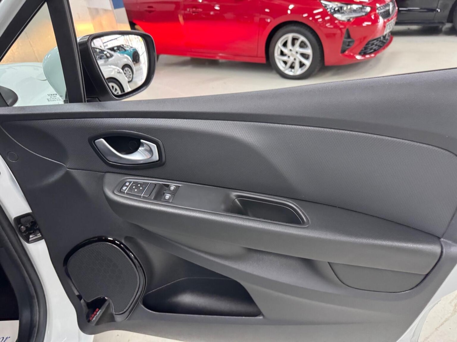 Used Renault Clio 2018 for sale - 77735718: Photo 26