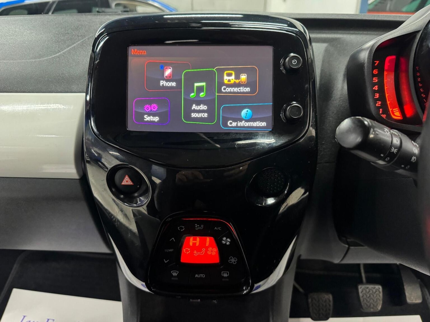 Used Toyota AYGO 2018 for sale - 77154370: Photo 36