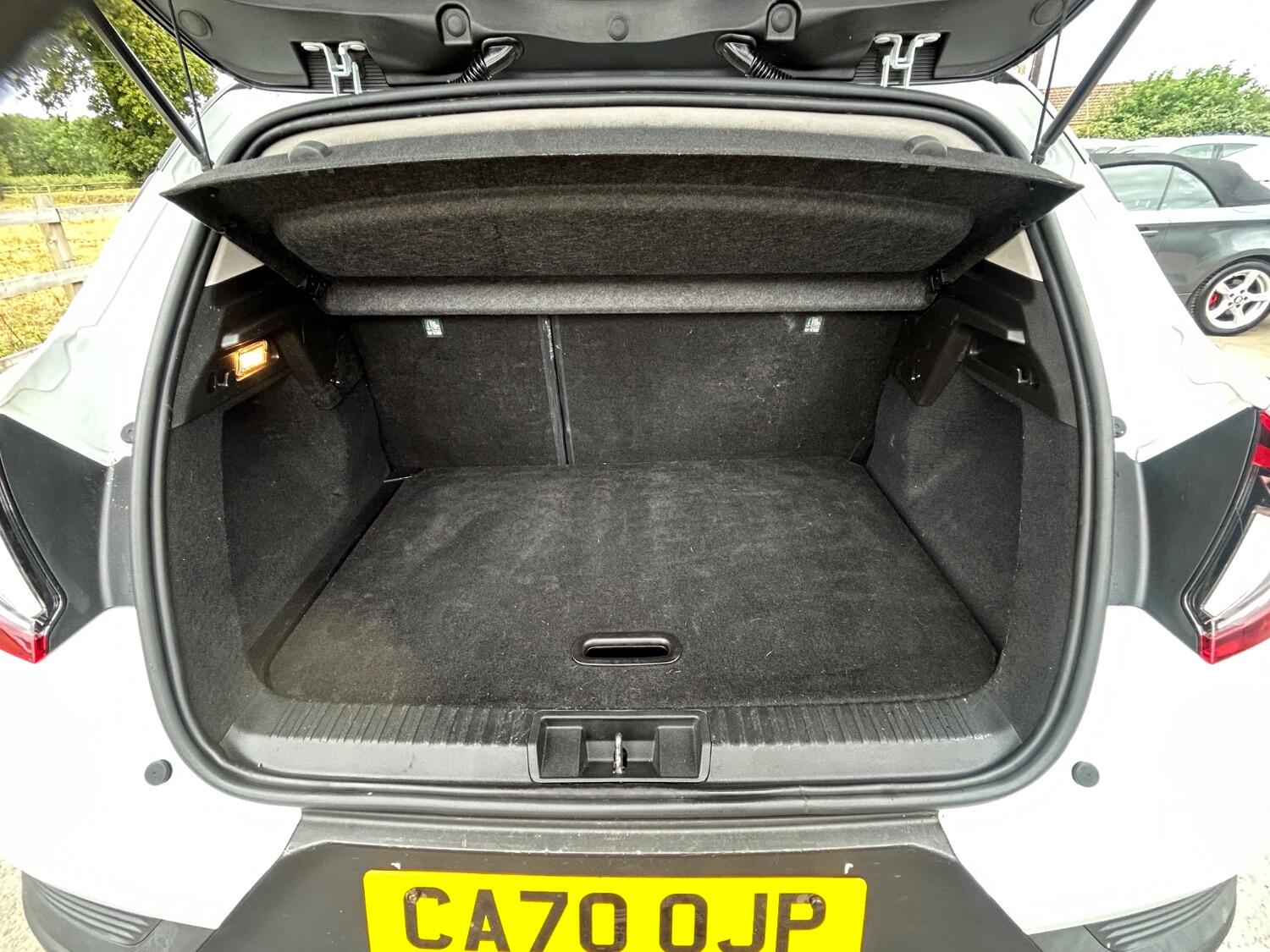 Used Renault Captur 2020 for sale - 76525707: Photo 19