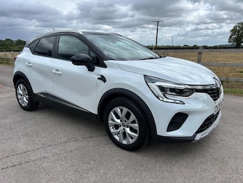 Used Renault Captur 2020 for sale - 76525707: Photo