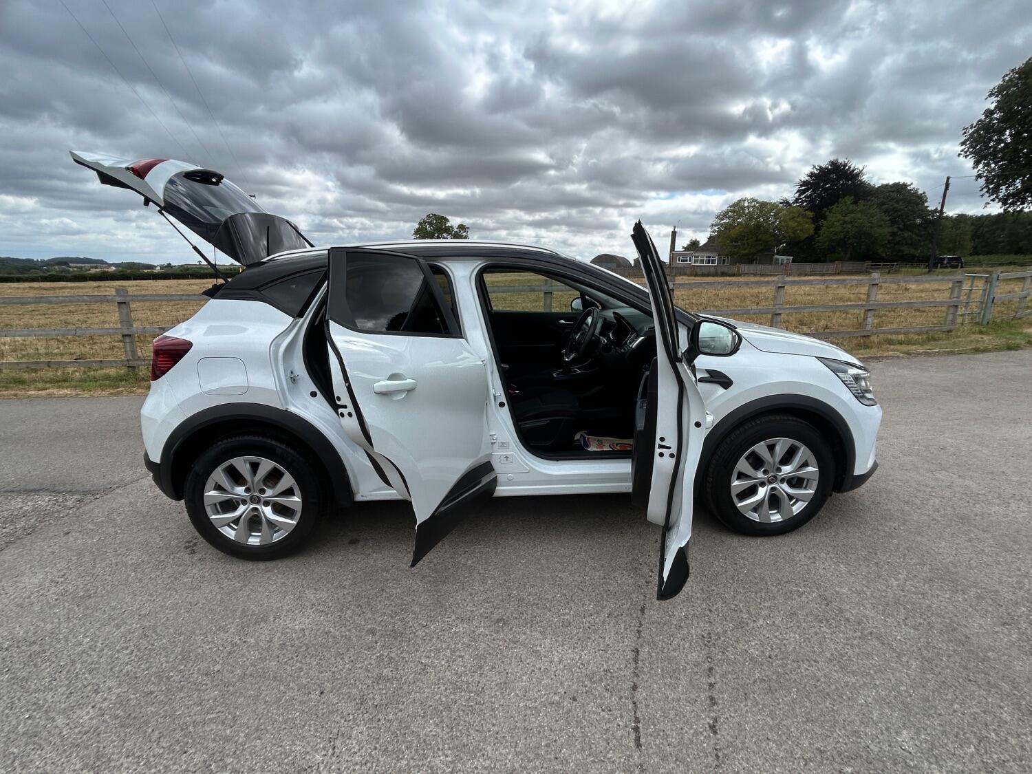 Used Renault Captur 2020 for sale - 76525707: Photo 9
