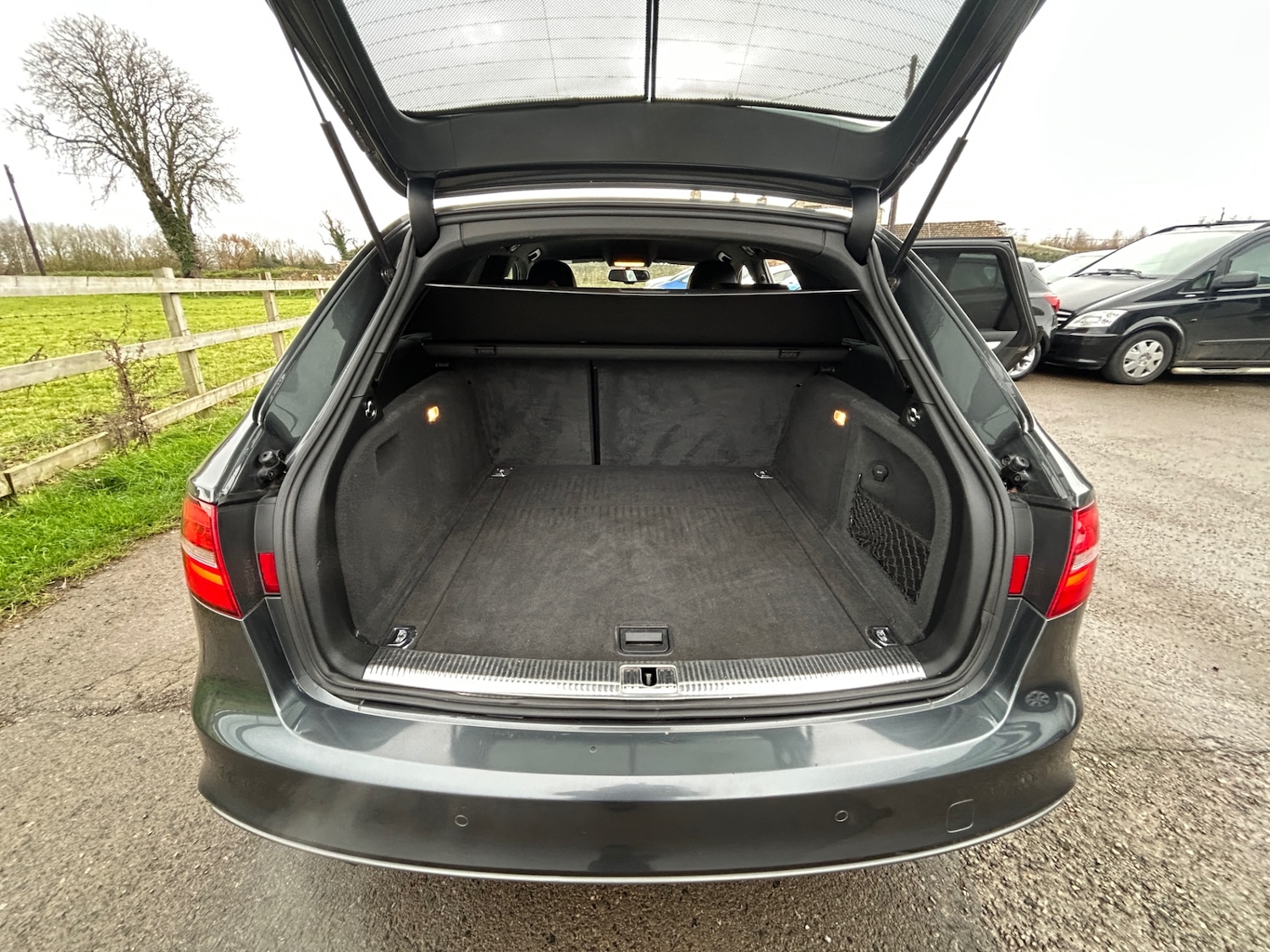 Used Audi A4 2015 for sale - 76777456: Photo 11