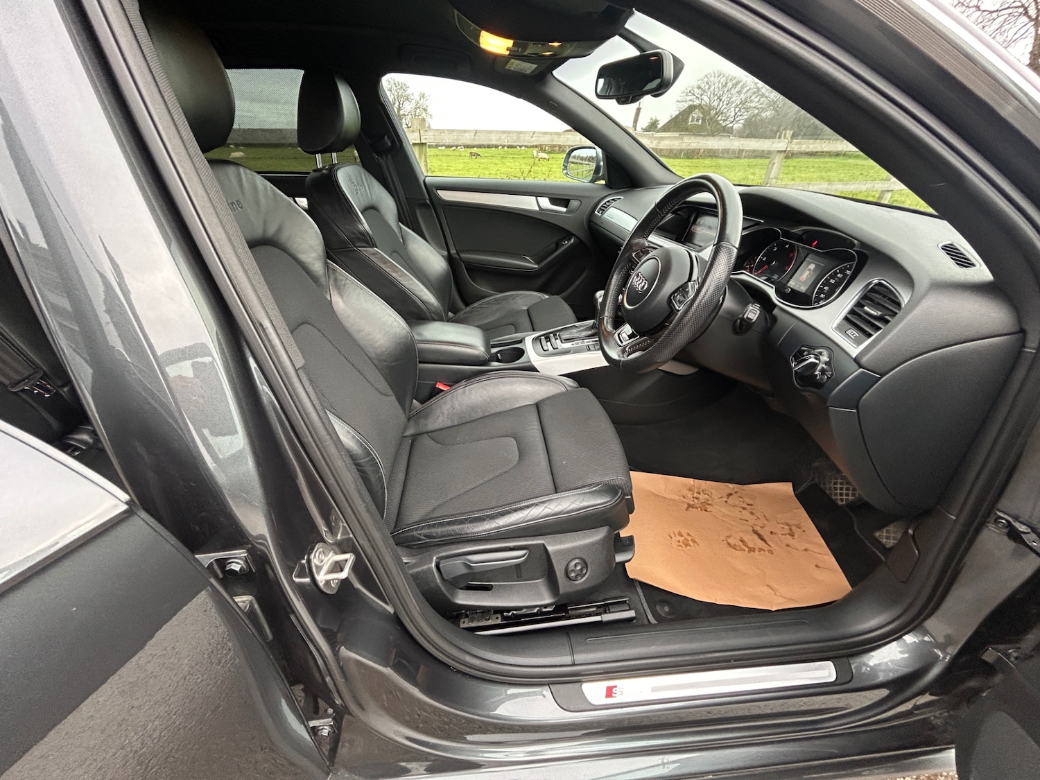 Used Audi A4 2015 for sale - 76777456: Photo 13