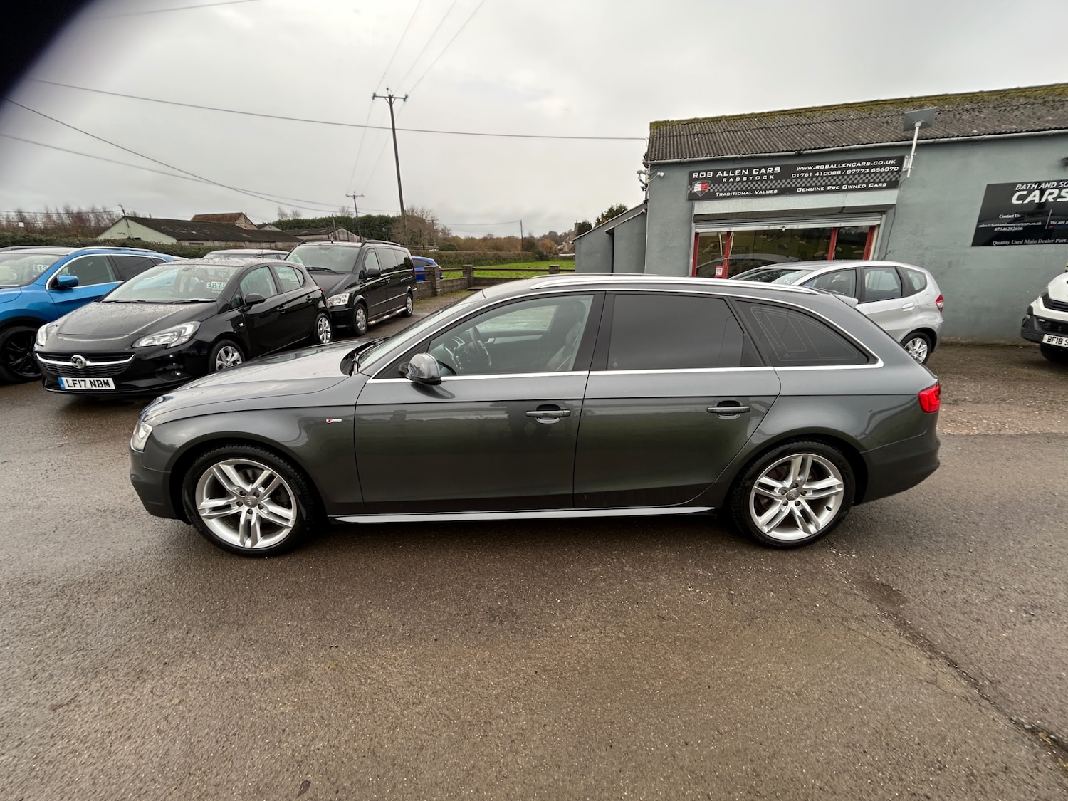 Used Audi A4 2015 for sale - 76777456: Photo 6