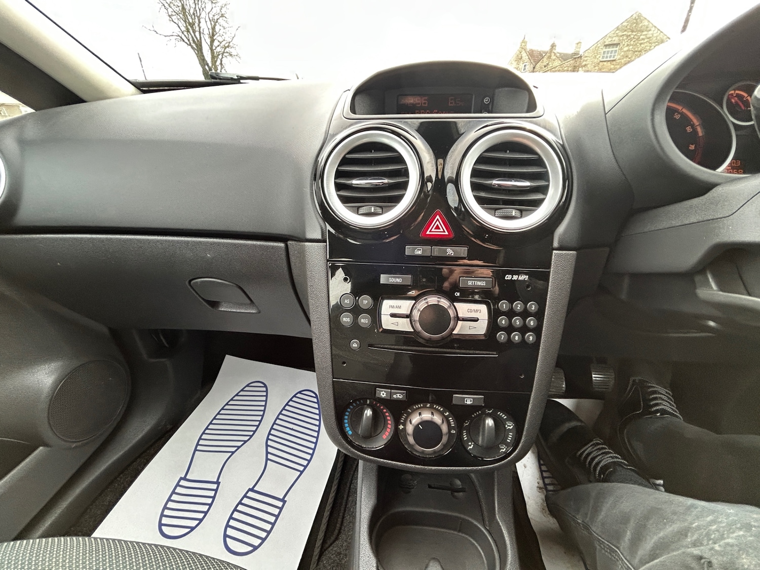 Used Vauxhall Corsa 2009 for sale - 77578792: Photo 20