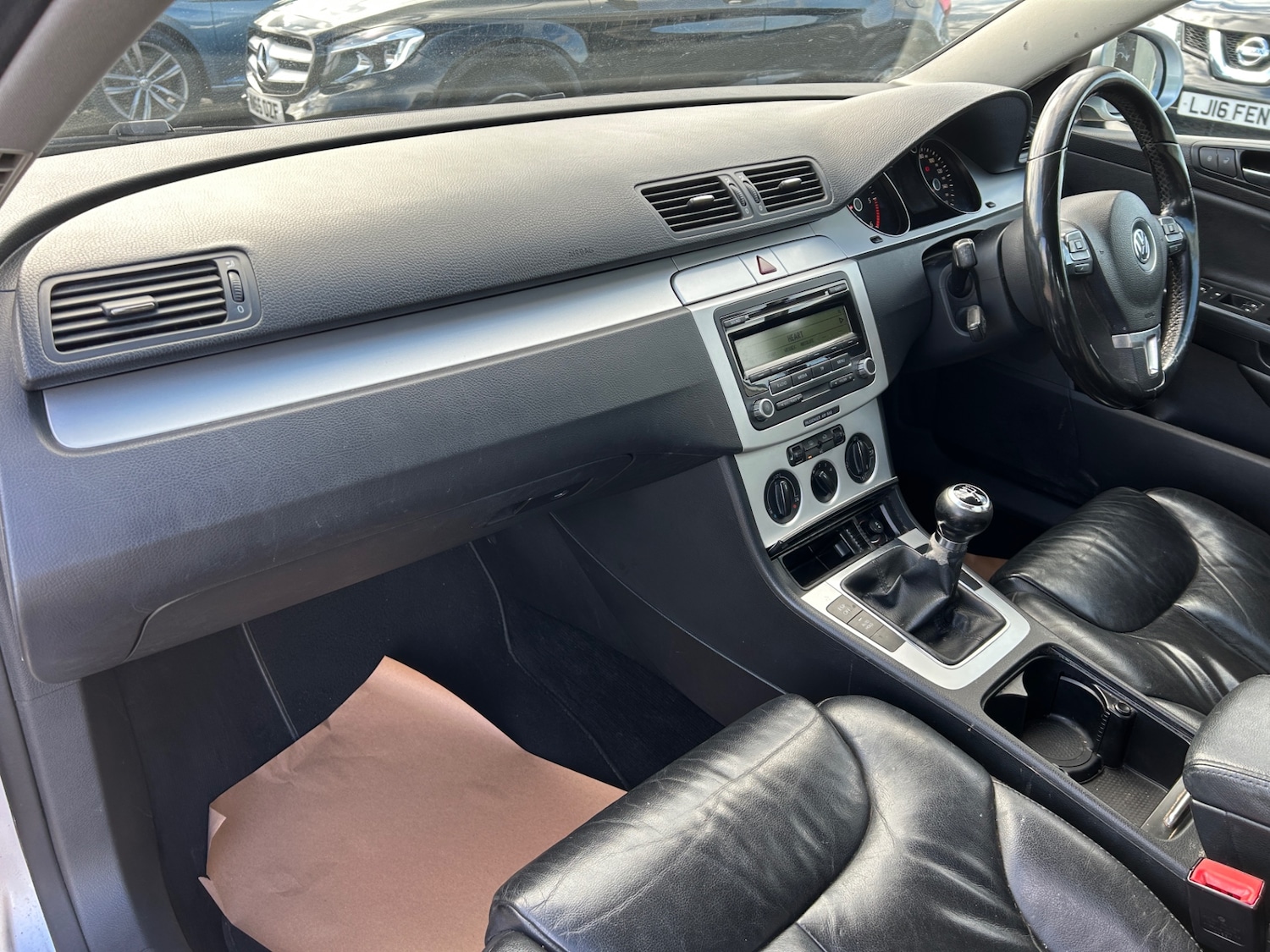 Used Volkswagen Passat 2009 for sale - 77567666: Photo 14