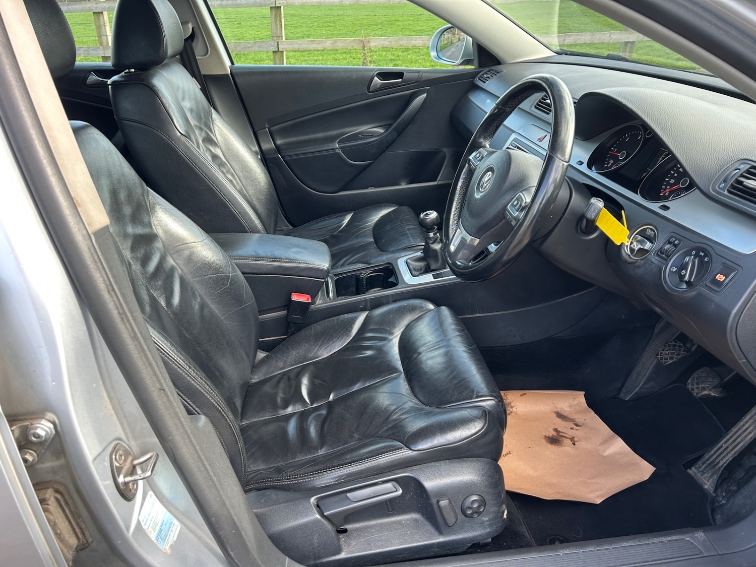 Used Volkswagen Passat 2009 for sale - 77567666: Photo 9