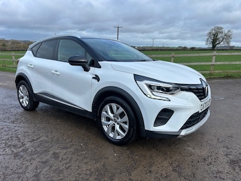 Used Renault Captur 2020 for sale - 77529380: Photo