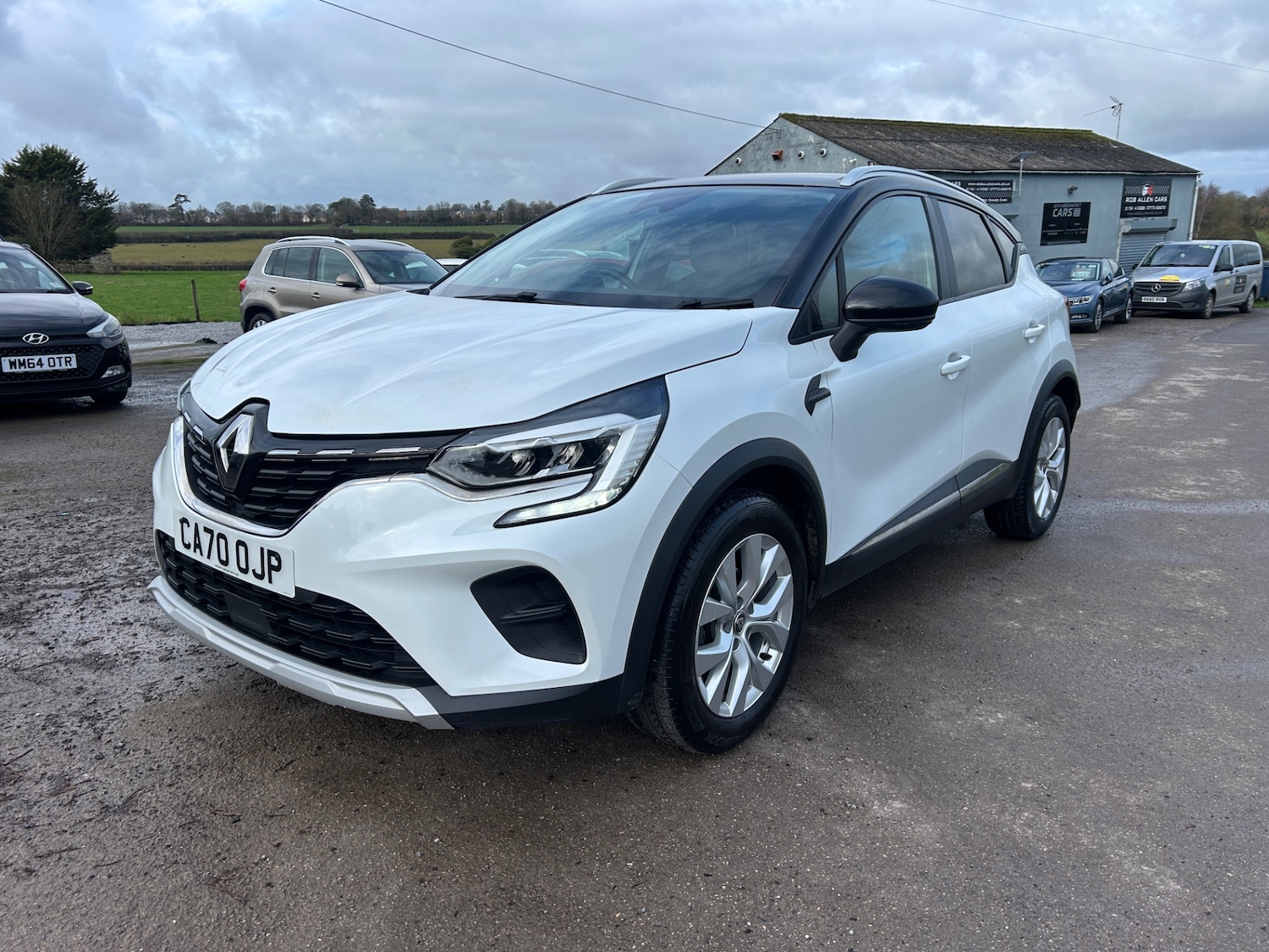 Used Renault Captur 2020 for sale - 77529380: Photo 2