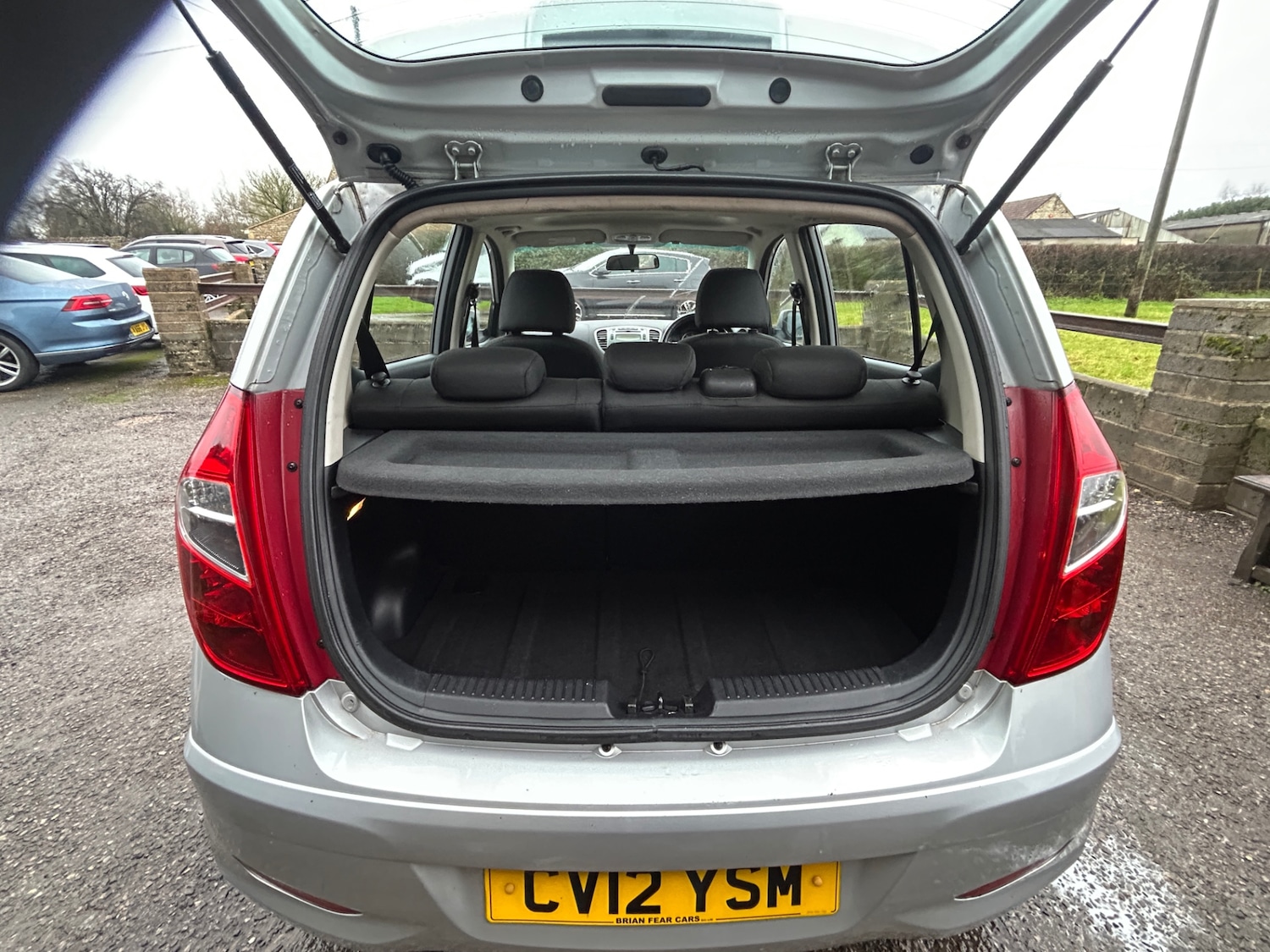 Used Hyundai i10 2012 for sale - 77104723: Photo 12