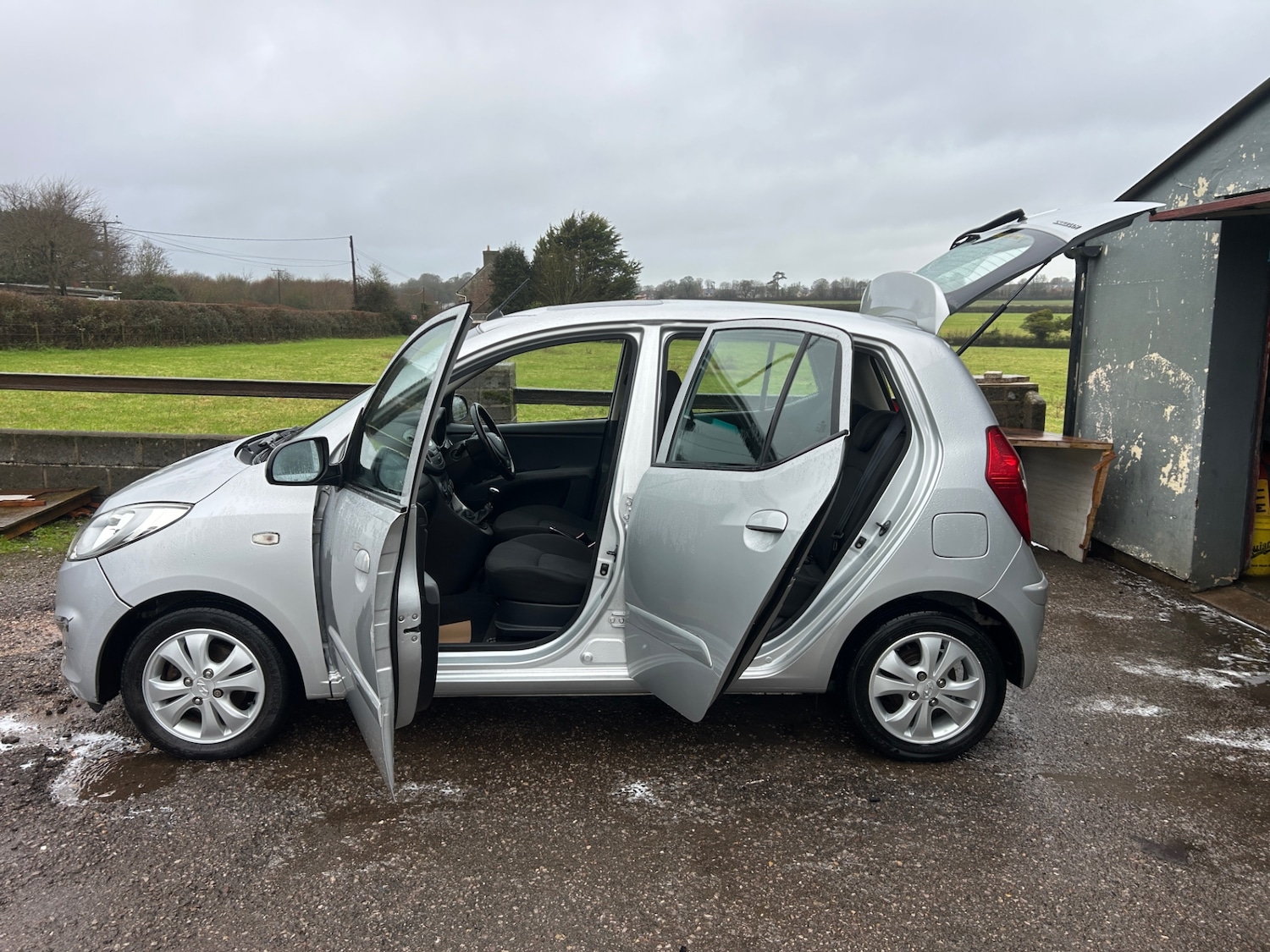 Used Hyundai i10 2012 for sale - 77104723: Photo 7