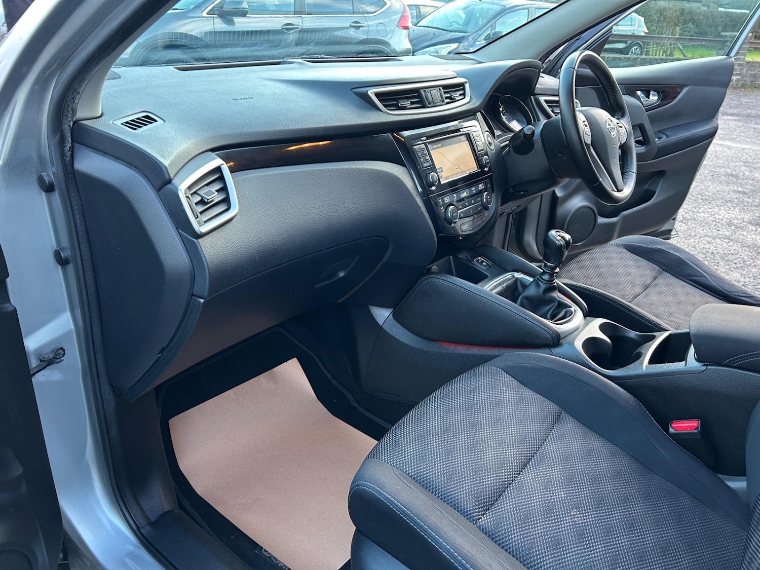 Used Nissan Qashqai 2014 for sale - 77169435: Photo 10