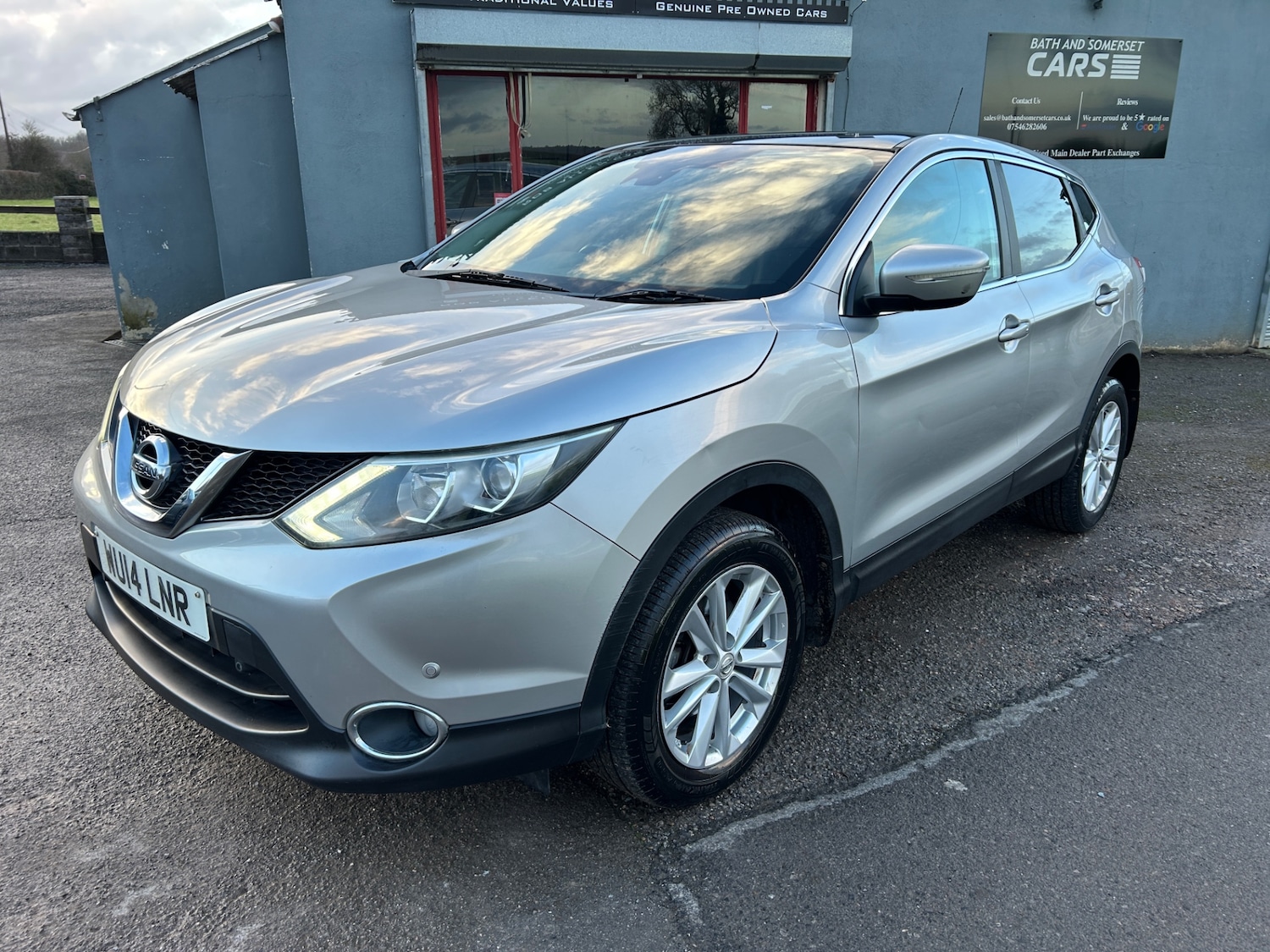 Used Nissan Qashqai 2014 for sale - 77169435: Photo 2