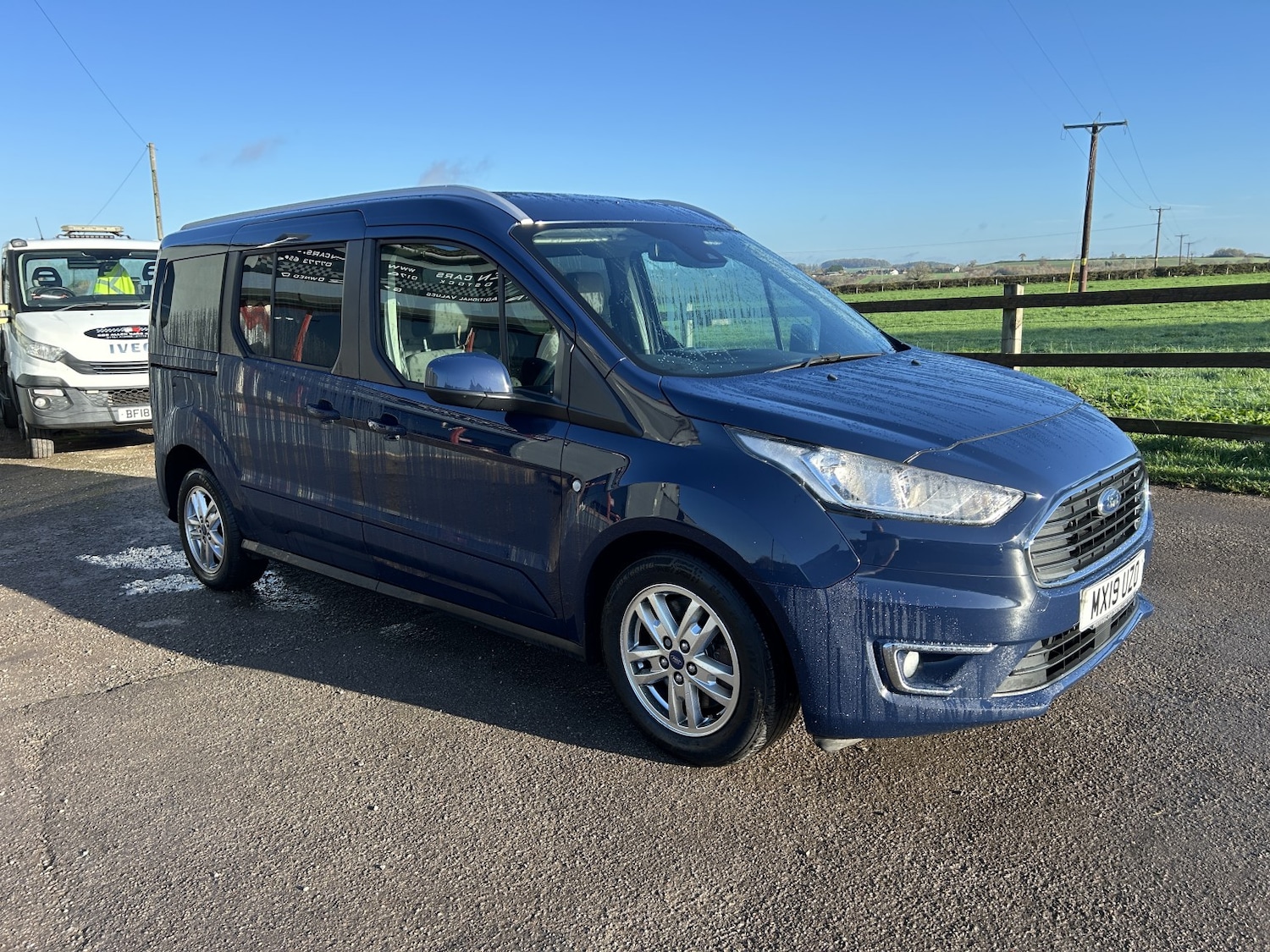 Used Ford Grand Tourneo Connect 2019 for sale - 76536847: Photo 1
