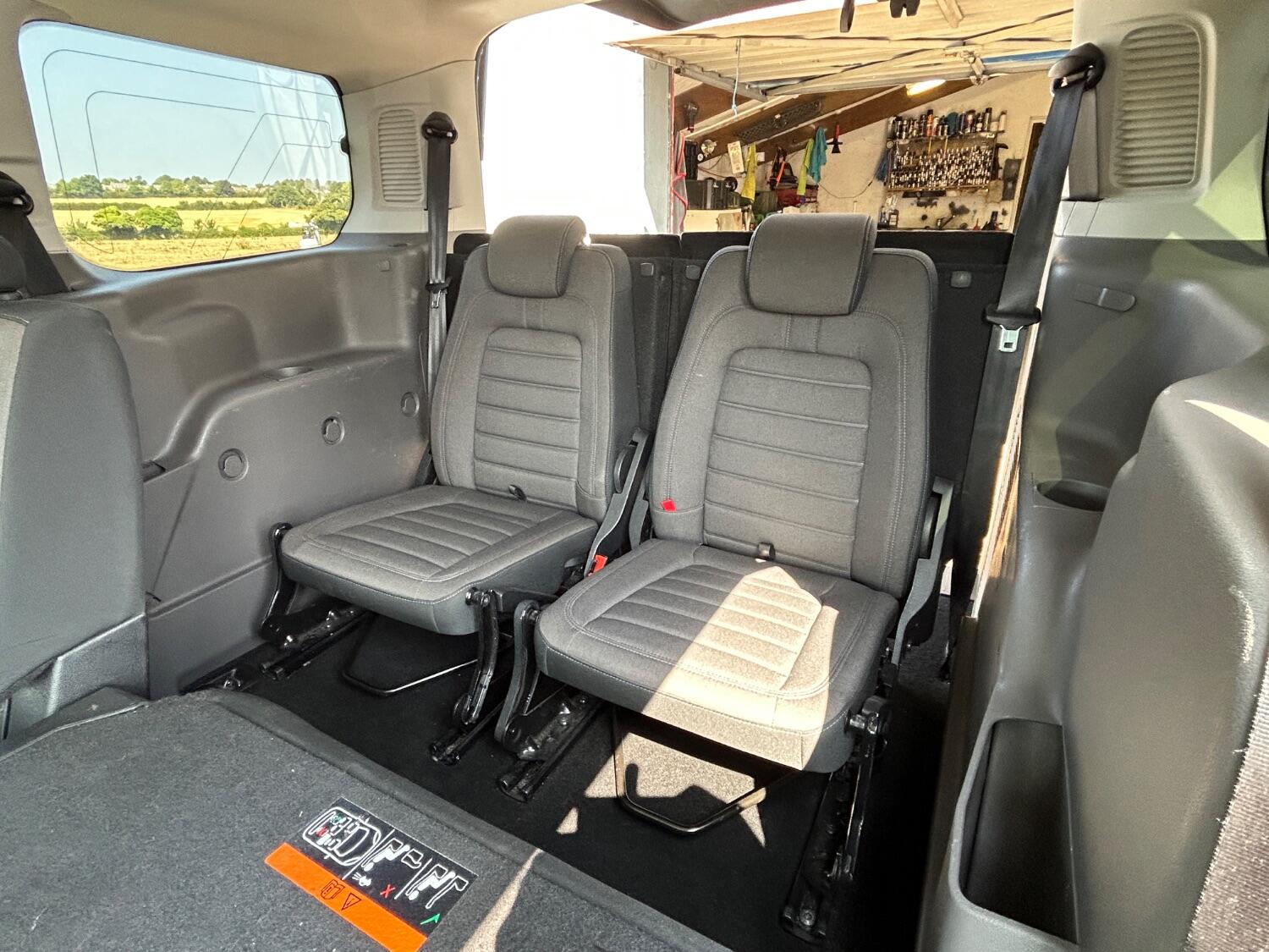 Used Ford Grand Tourneo Connect 2019 for sale - 76536847: Photo 16
