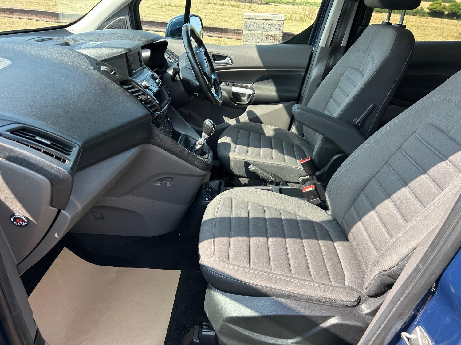 Used Ford Grand Tourneo Connect 2019 for sale - 76536847: Photo 19