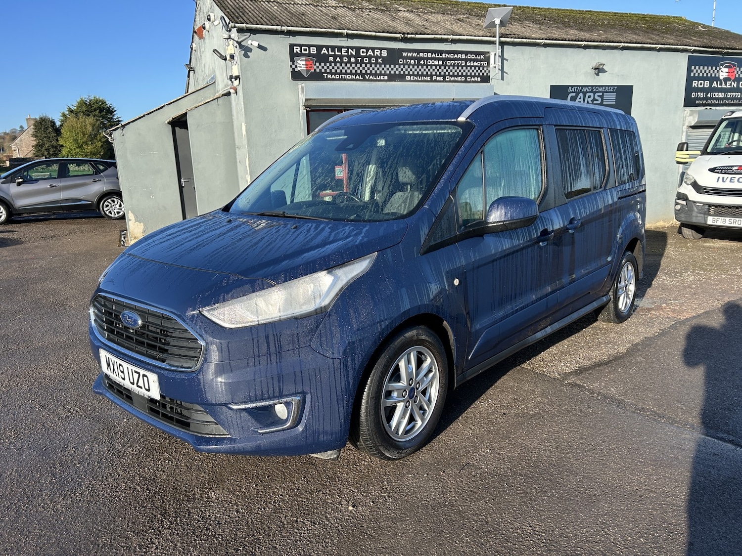 Used Ford Grand Tourneo Connect 2019 for sale - 76536847: Photo 2