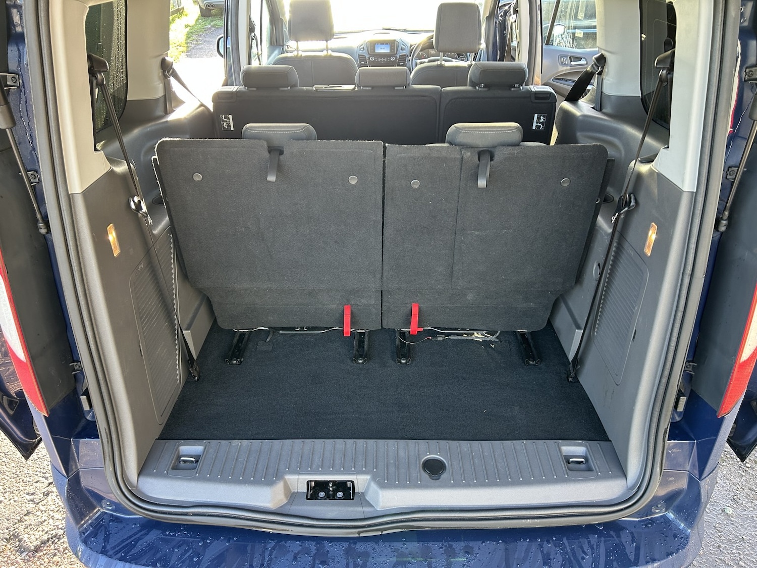 Used Ford Grand Tourneo Connect 2019 for sale - 76536847: Photo 39