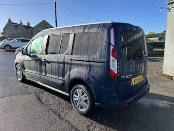 Used Ford Grand Tourneo Connect 2019 for sale - 76536847: Photo