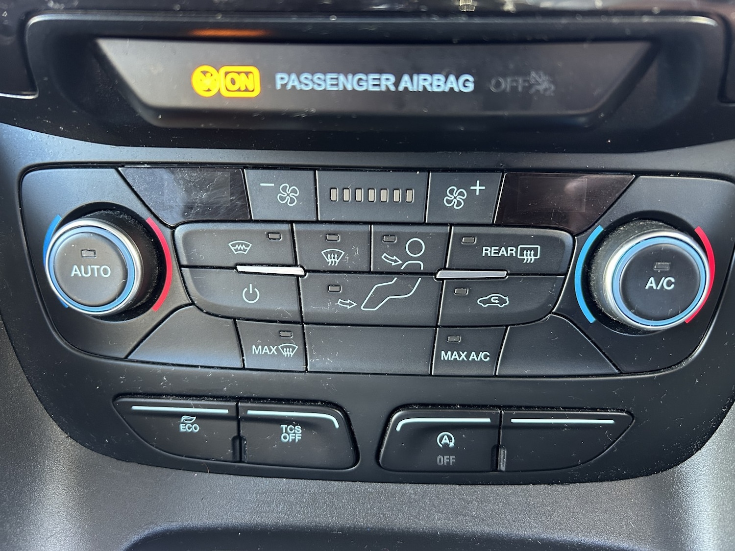 Used Ford Grand Tourneo Connect 2019 for sale - 76536847: Photo 40