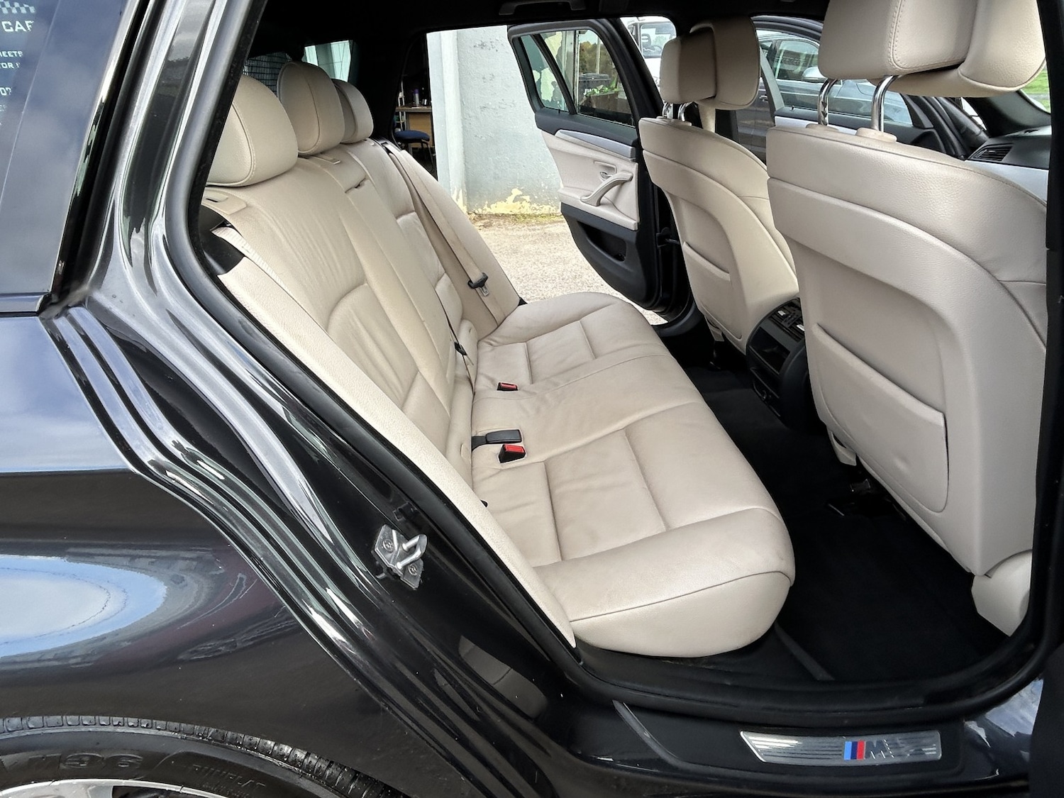 Used BMW 5 Series 2011 for sale - 76536844: Photo 15