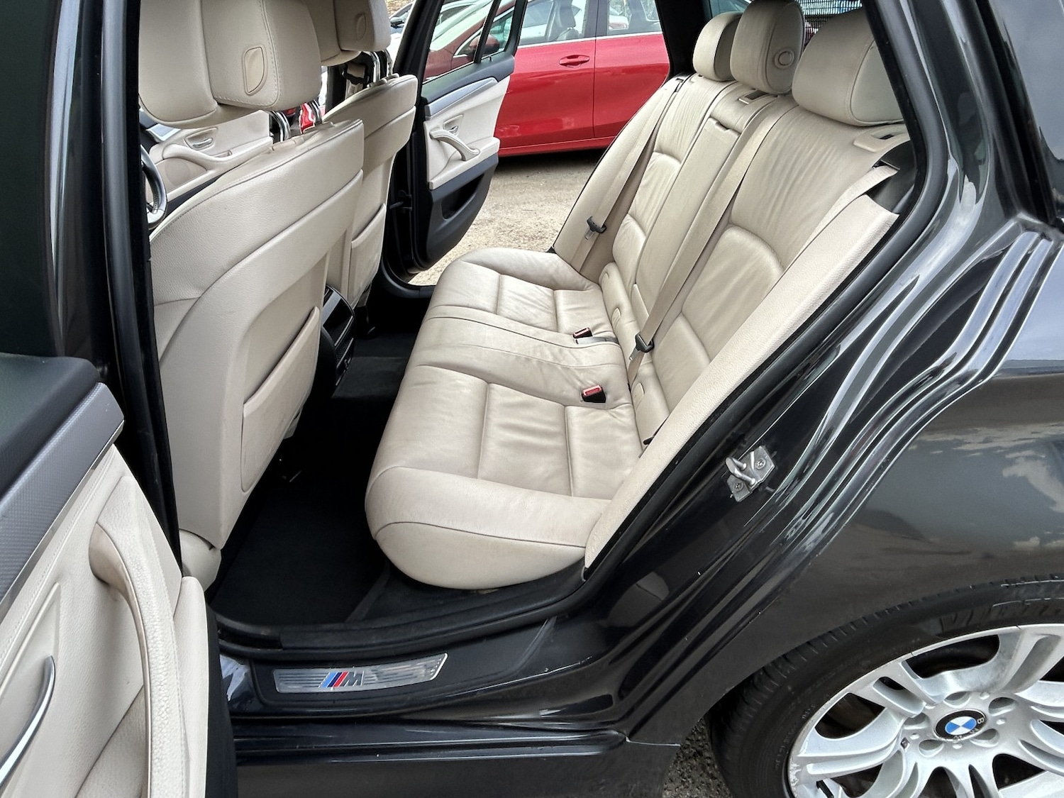 Used BMW 5 Series 2011 for sale - 76536844: Photo 17