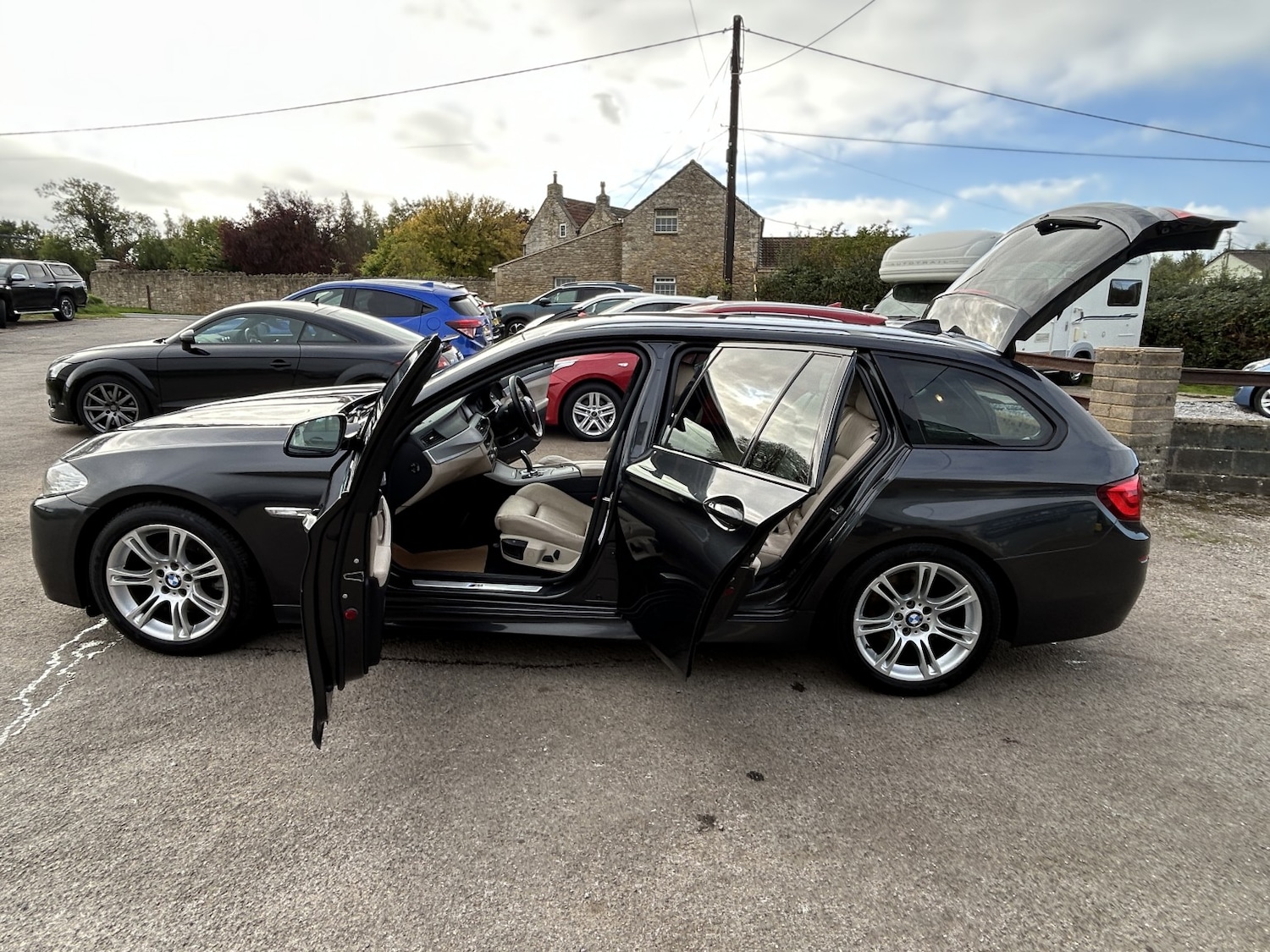 Used BMW 5 Series 2011 for sale - 76536844: Photo 9