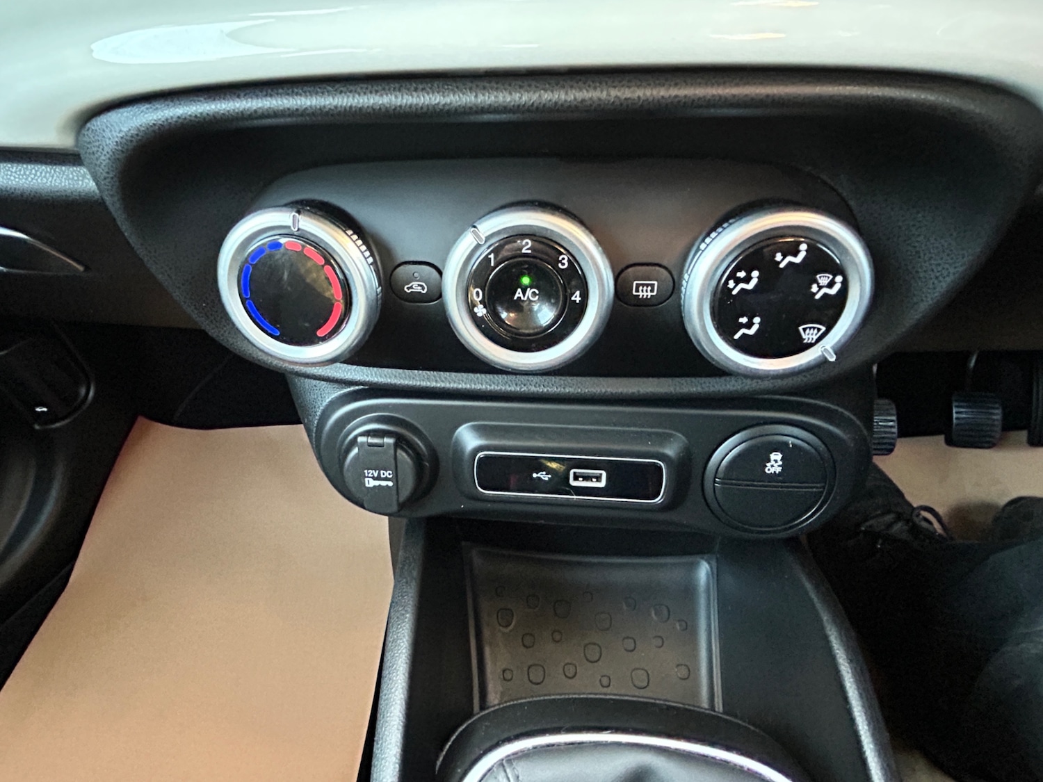 Used Fiat 500L 2019 for sale - 76651332: Photo 19