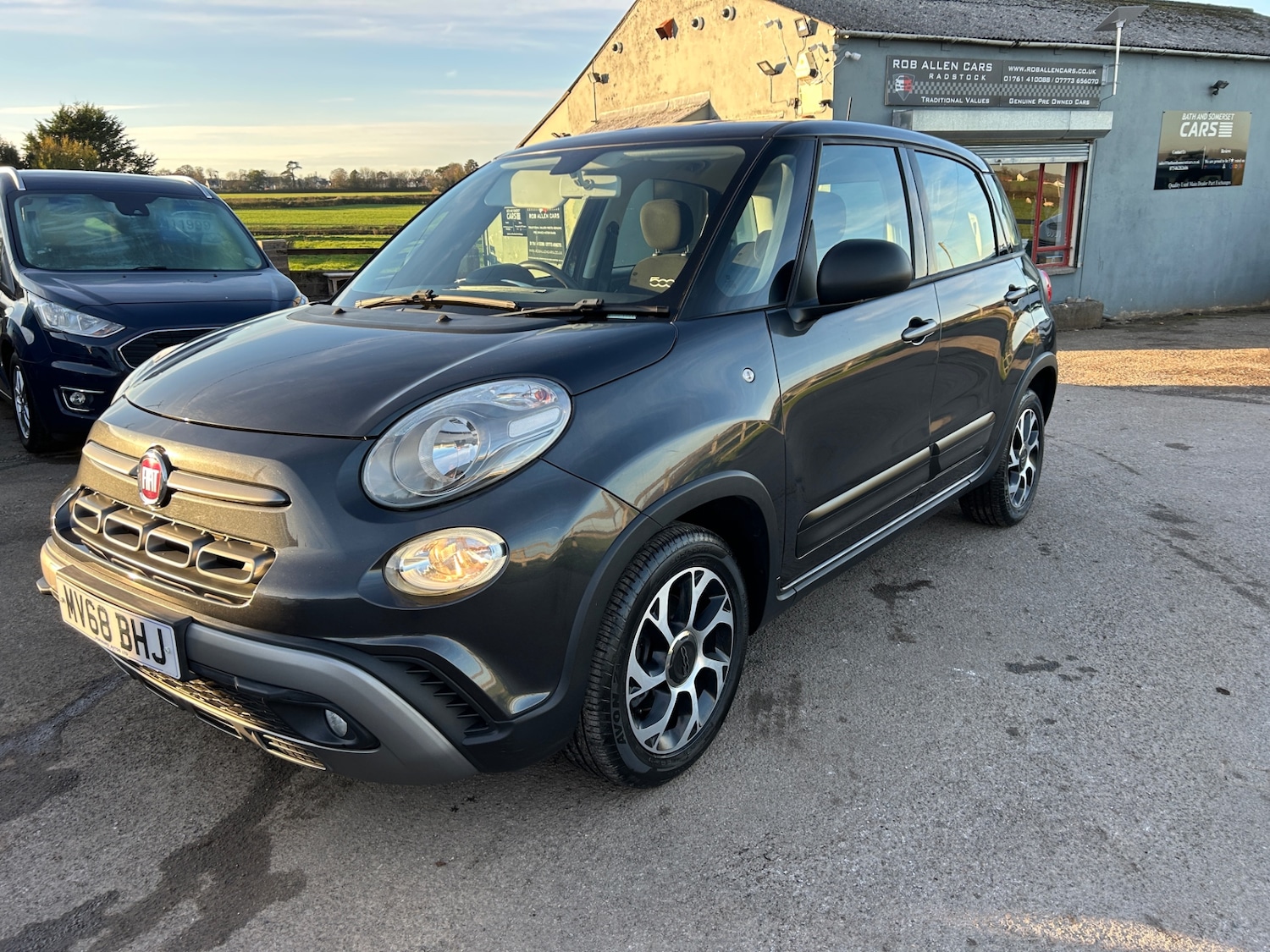 Used Fiat 500L 2019 for sale - 76651332: Photo 2