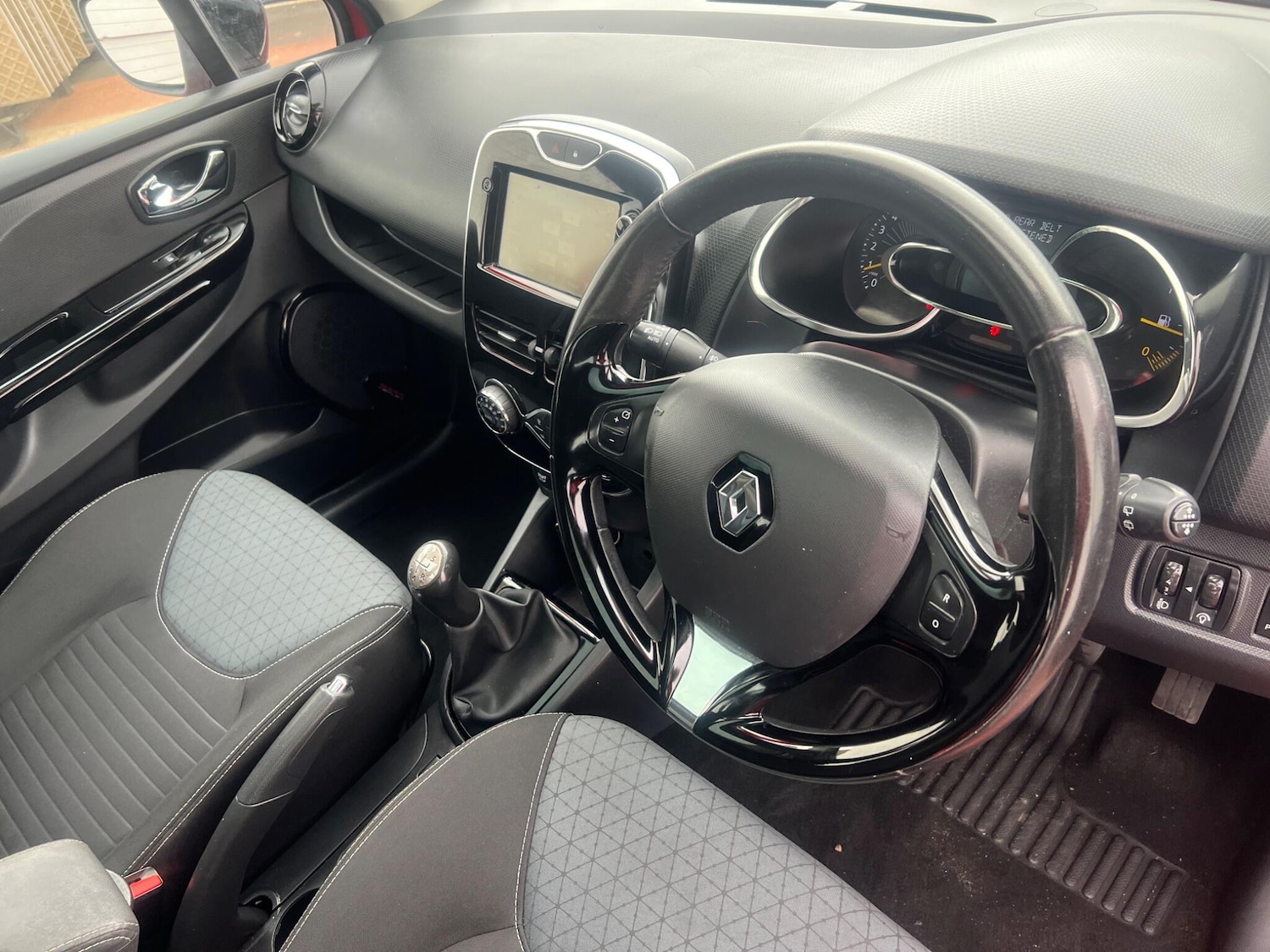 Used Renault Clio 2014 for sale - 78127556: Photo 12