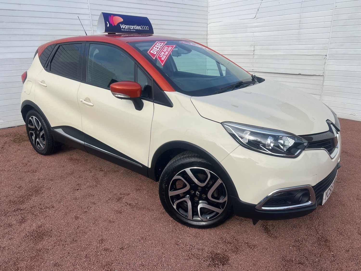 Used Renault Captur 2015 for sale - 78127366: Photo 2