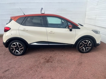 Used Renault Captur 2015 for sale - 78127366: Photo