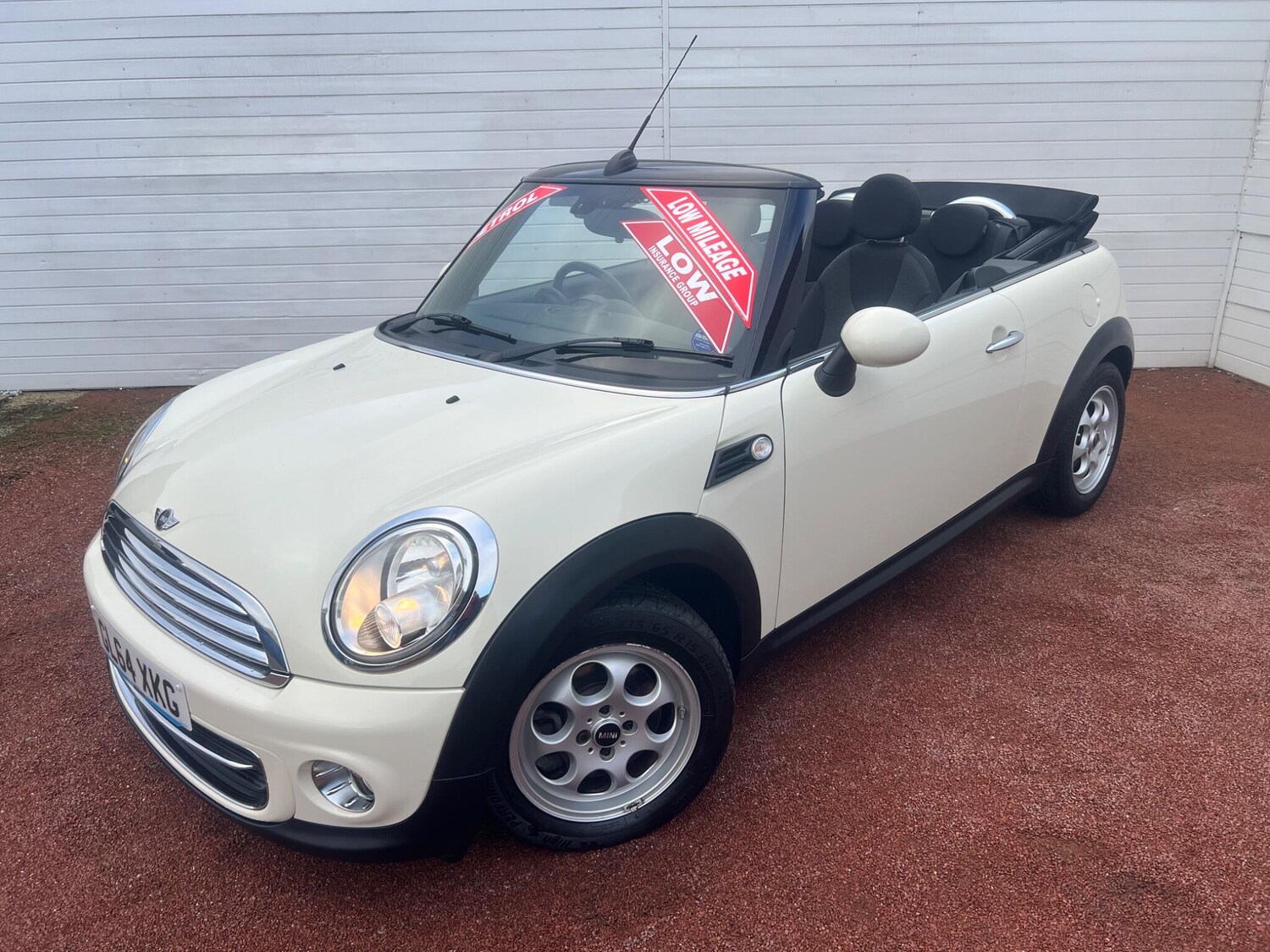 Used MINI Convertible 2014 for sale - 78117381: Photo 11
