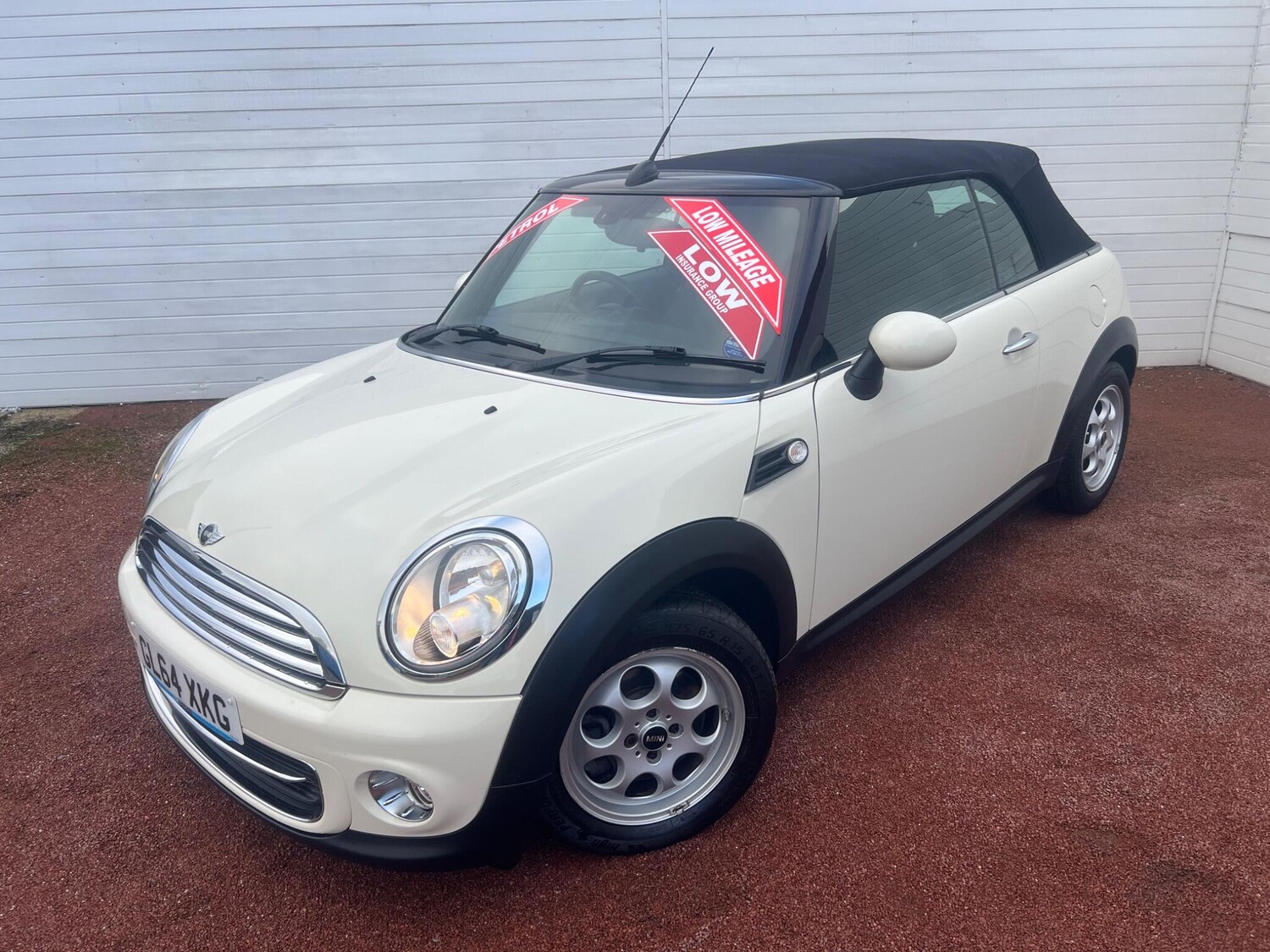 Used MINI Convertible 2014 for sale - 78117381: Photo 12